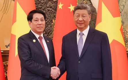 Tổng Bí thư, Chủ tịch Tập Cận Bình đề nghị Việt - Trung sớm họp Ủy ban hợp tác đường sắt