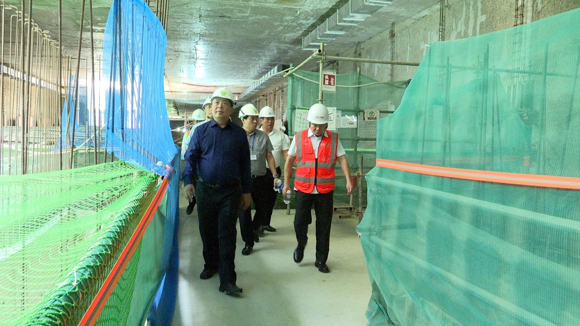 Bộ trưởng Trần Hồng Minh yêu cầu tăng tốc thi công tuyến ngầm metro Nhổn - ga Hà Nội- Ảnh 3. Bộ trưởng Trần Hồng Minh yêu cầu tăng tốc thi công tuyến ngầm metro Nhổn - ga Hà Nội- Ảnh 3.