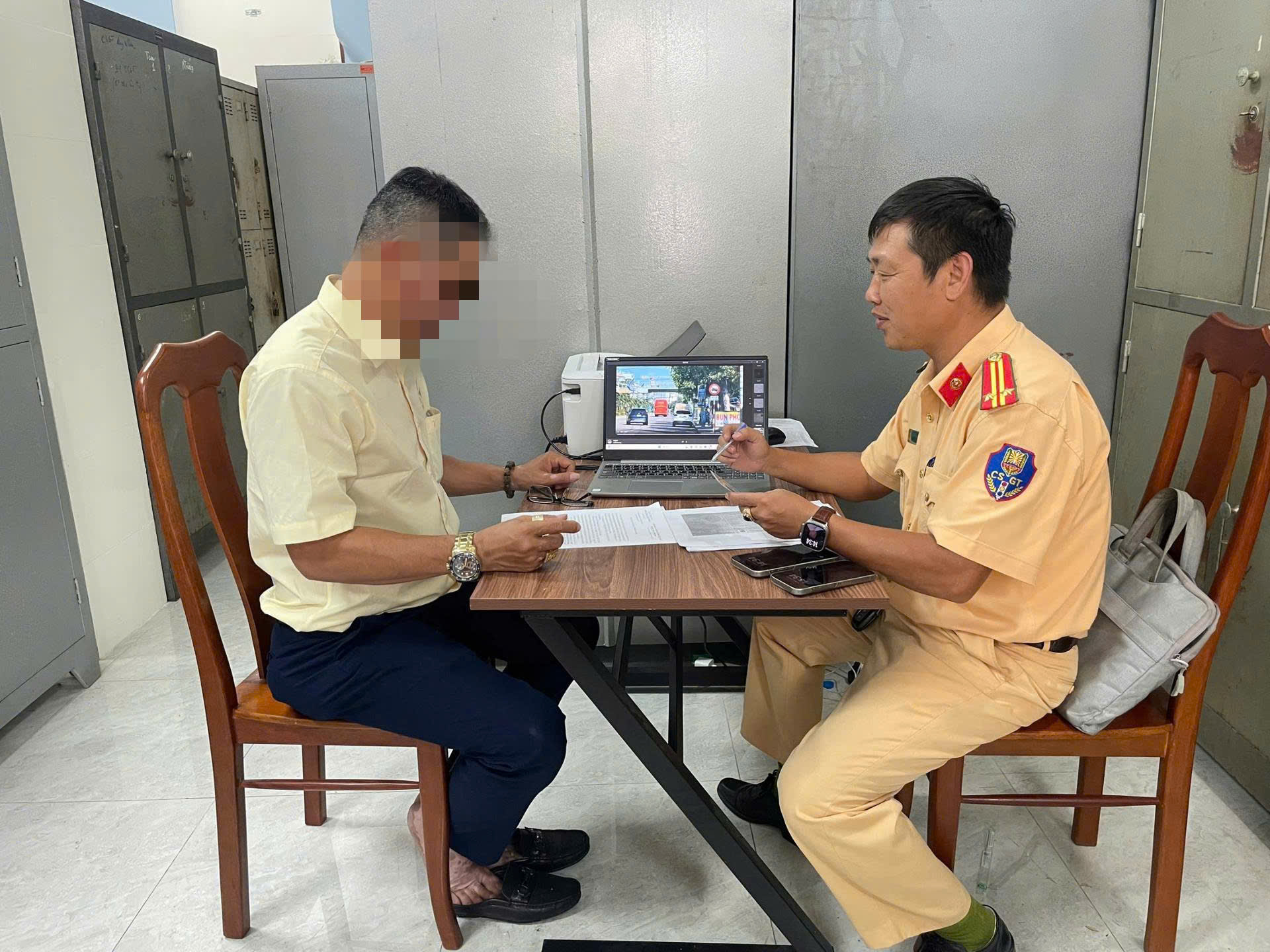 Gia Lai: Nhiều xe khách đi vào đường cấm bị phạt sau phản ánh của người dân- Ảnh 1. Gia Lai: Nhiều xe khách đi vào đường cấm bị phạt sau phản ánh của người dân- Ảnh 1.