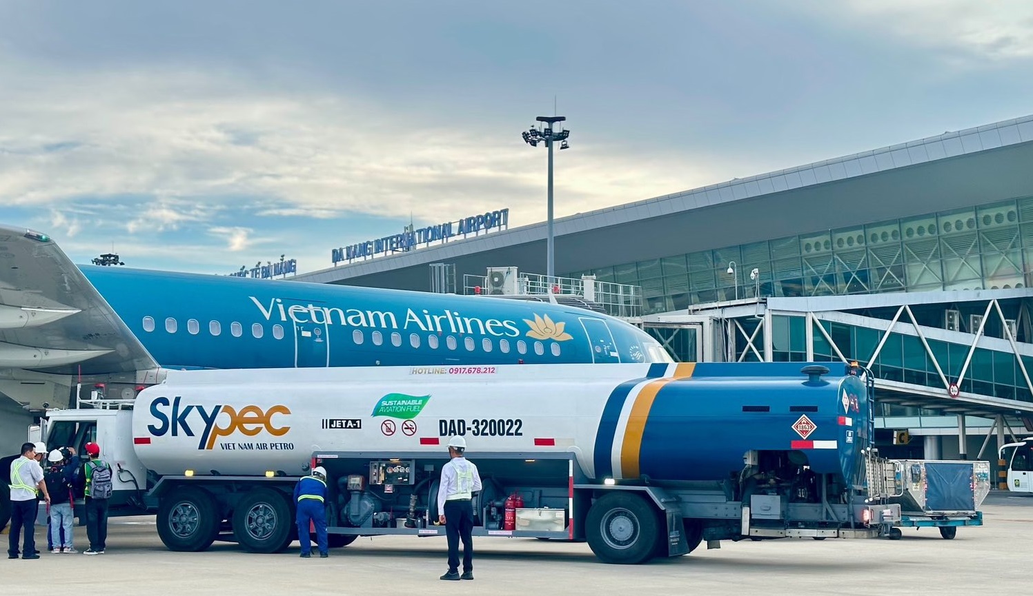 Vietnam Airlines được vinh danh tại giải thưởng bền vững 2025 của Airline Ratings- Ảnh 1. Vietnam Airlines được vinh danh tại giải thưởng bền vững 2025 của Airline Ratings- Ảnh 1.