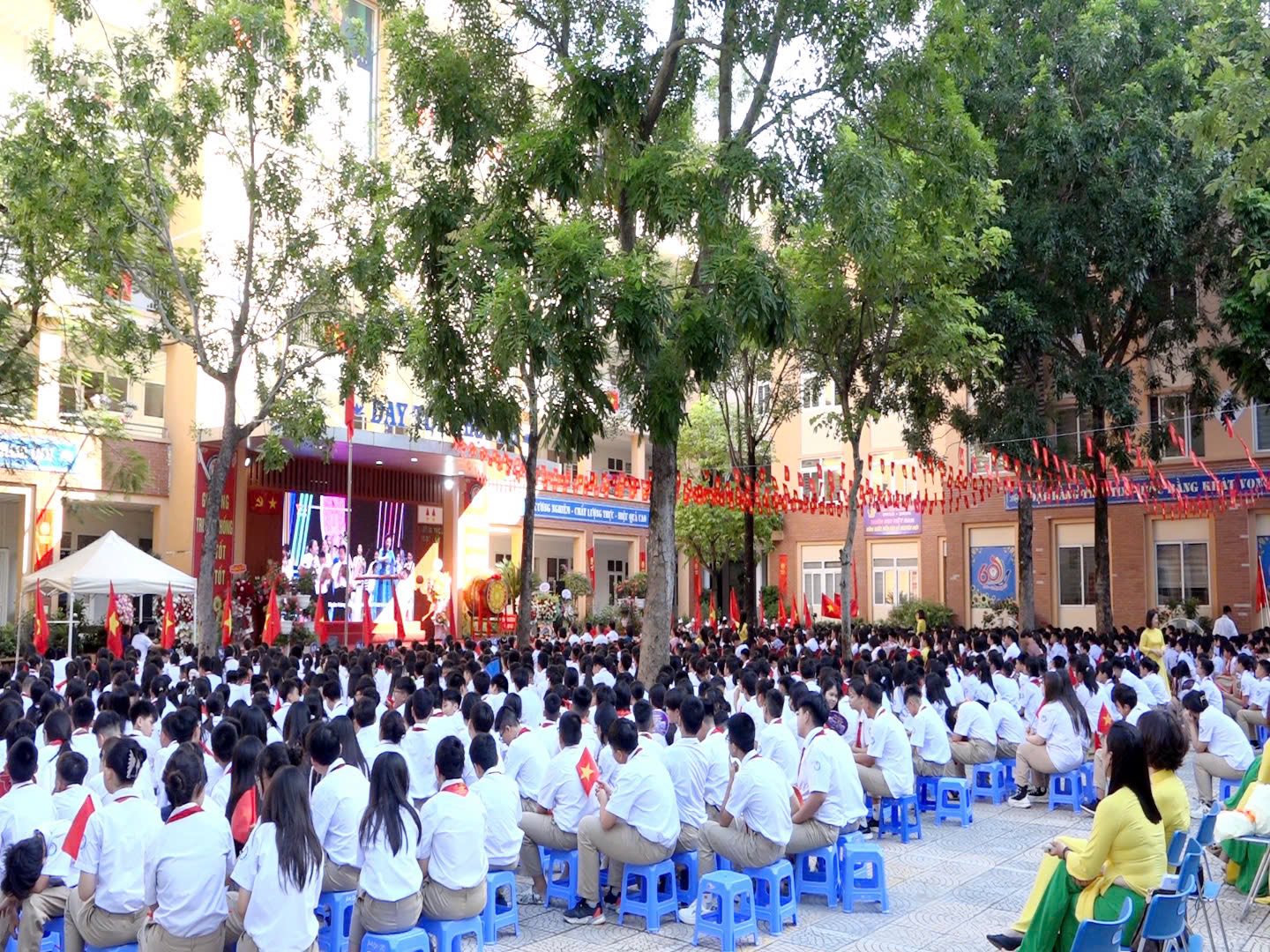 Kỷ niệm 80 năm truyền thống ngành Giáo dục và khai giảng năm học 2025–2026- Ảnh 30. Kỷ niệm 80 năm truyền thống ngành Giáo dục và khai giảng năm học 2025–2026- Ảnh 30.