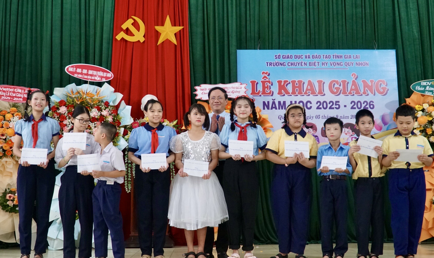 Tăng trách nhiệm, thêm hy vọng cho học sinh chuyên biệt Gia Lai sau sáp nhập tỉnh - Ảnh 4. Tăng trách nhiệm, thêm hy vọng cho học sinh chuyên biệt Gia Lai sau sáp nhập tỉnh - Ảnh 4.