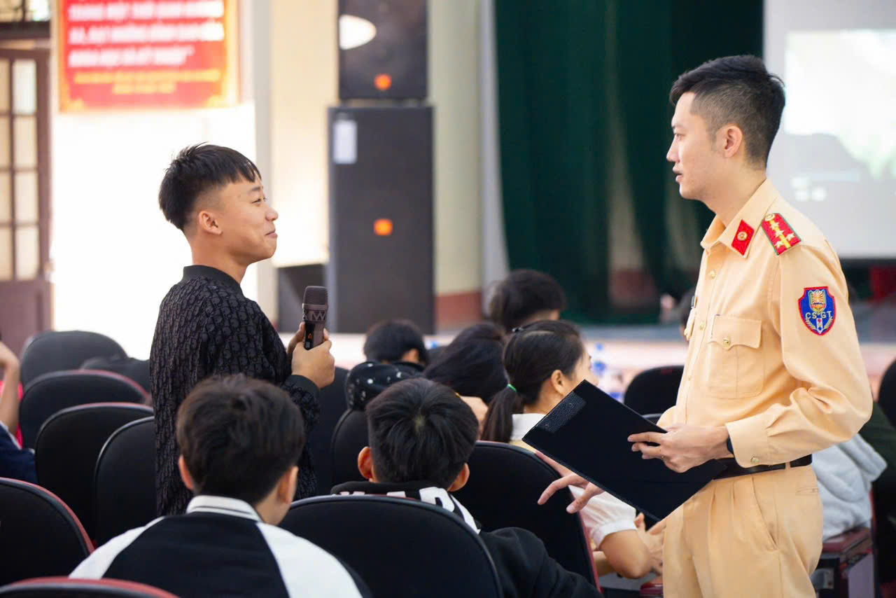 Hưng Yên: Xây dựng kế hoạch trải nghiệm “Em là chiến sĩ Cảnh sát giao thông”- Ảnh 1.