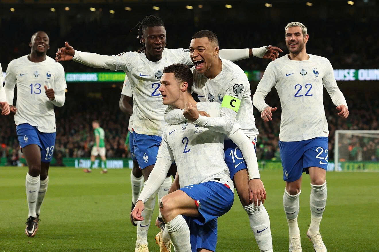 Trực tiếp vòng loại World Cup 2026: Pháp đấu Ukraine, Italy chạm mặt Estonia- Ảnh 1.