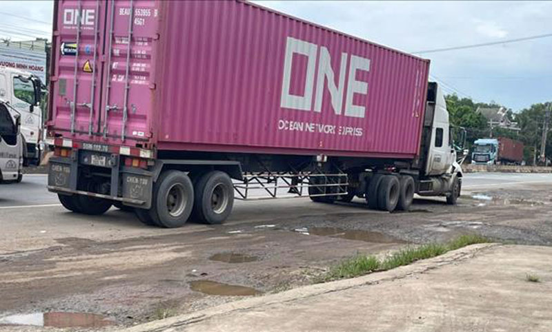 Hiện trường vụ tai nạn - Ảnh: TTXVN. Hiện trường vụ tai nạn - Ảnh: TTXVN.