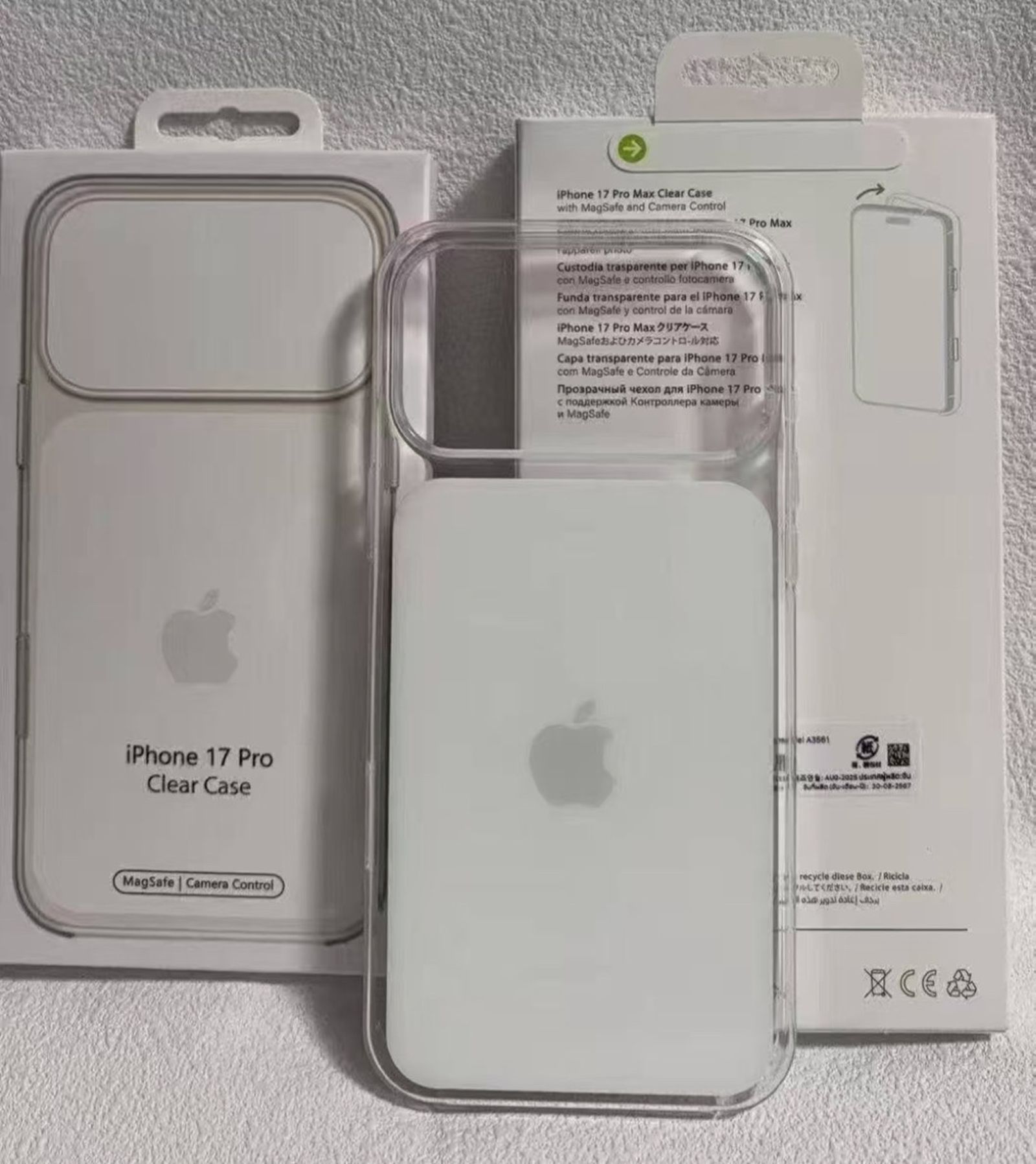 Điểm tuần: iPhone 17 Pro lộ diện ốp Clear Case, Huawei vượt Apple về doanh thu smartwatch- Ảnh 1. Điểm tuần: iPhone 17 Pro lộ diện ốp Clear Case, Huawei vượt Apple về doanh thu smartwatch- Ảnh 1.