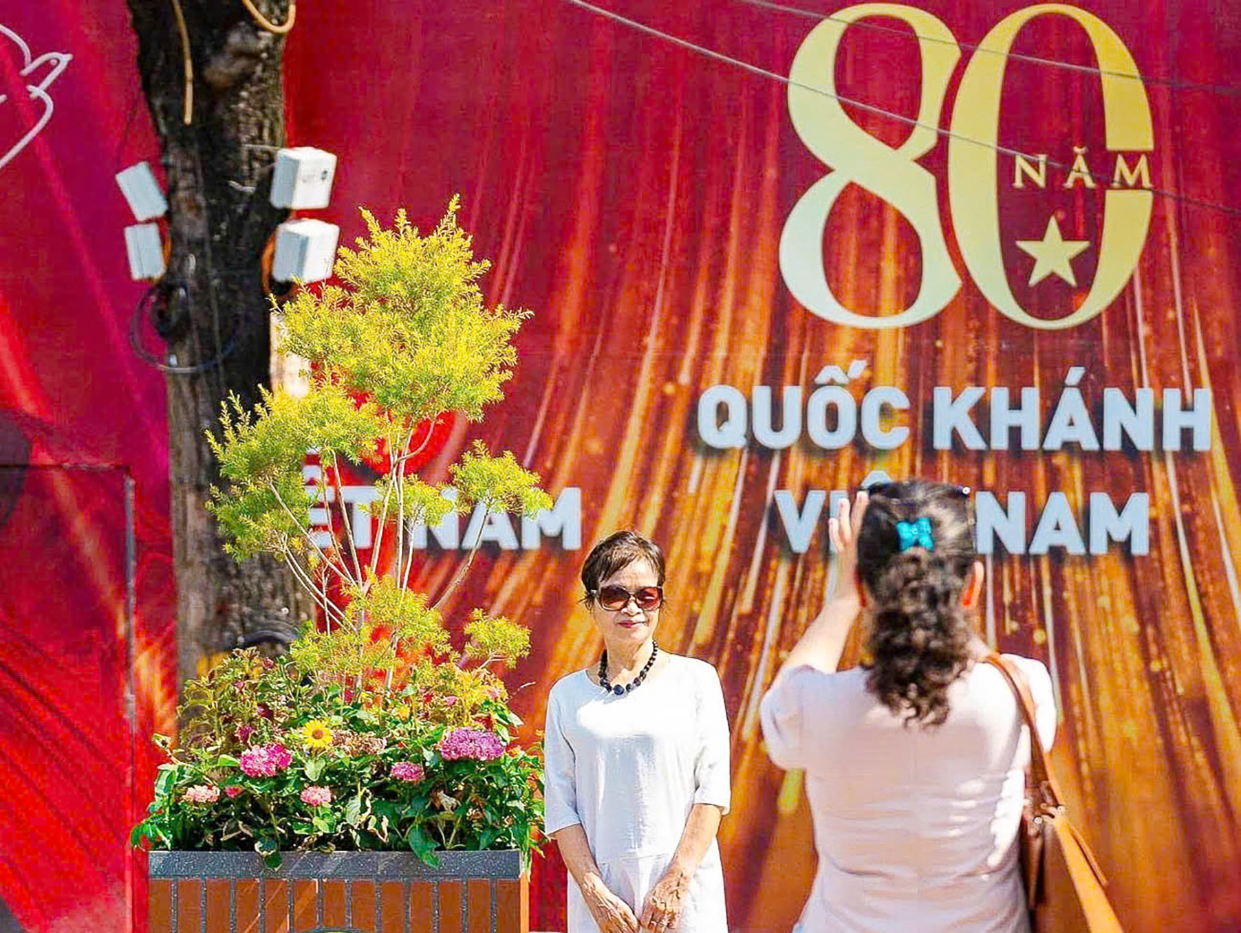 Diện mạo mới của quảng trường Đông Kinh Nghĩa Thục- Ảnh 13.
