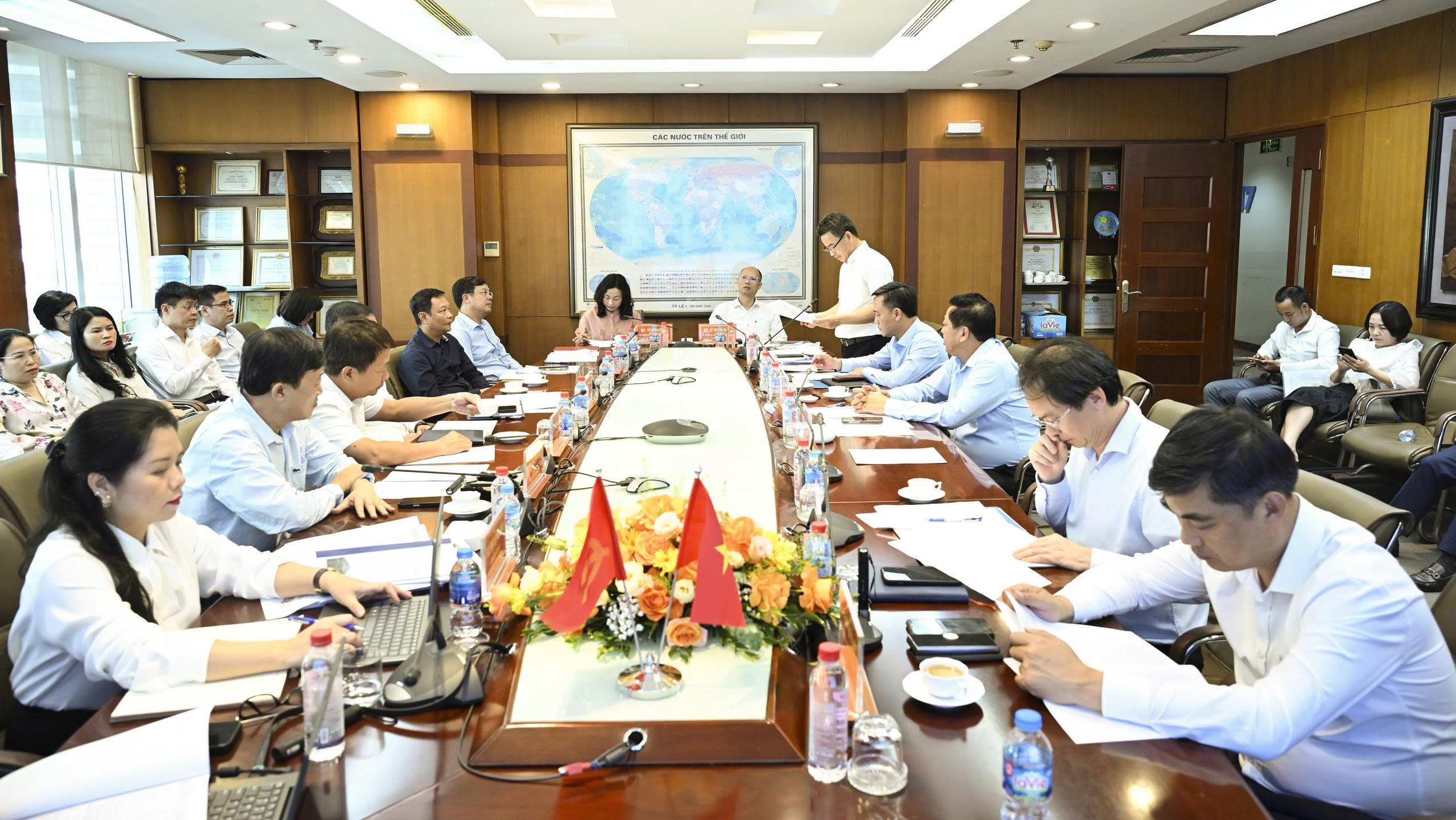 Viglacera tiếp tục đổi mới sáng tạo theo xu thế xanh, tiết kiệm tài nguyên, giảm phát thải- Ảnh 6.