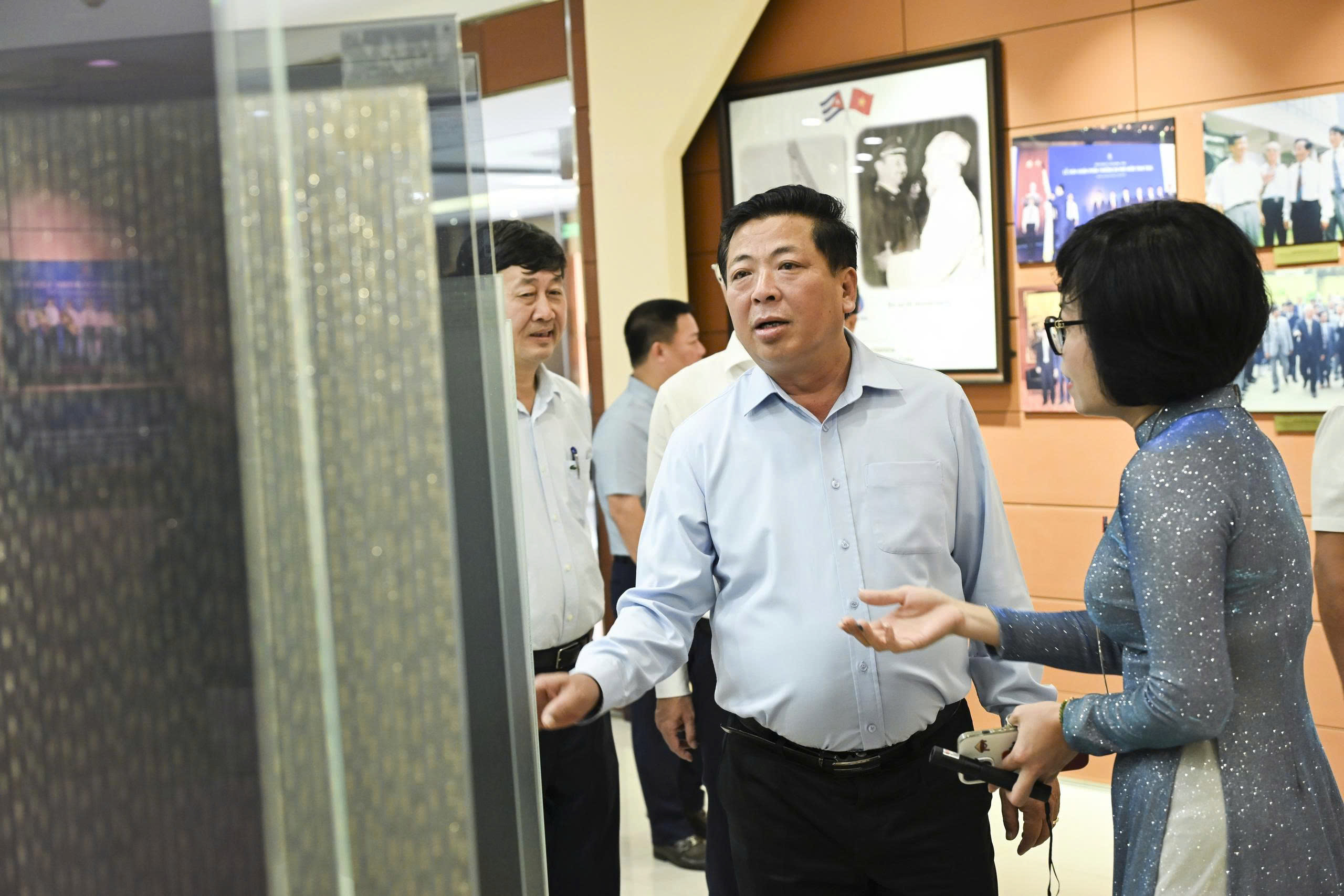 Viglacera tiếp tục đổi mới sáng tạo theo xu thế xanh, tiết kiệm tài nguyên, giảm phát thải- Ảnh 9.
