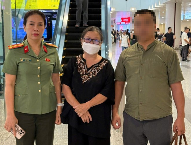 Hải Phòng: Nữ cán bộ tín dụng bị bắt sau gần 30 năm lẩn trốn tại Lào- Ảnh 1. Hải Phòng: Nữ cán bộ tín dụng bị bắt sau gần 30 năm lẩn trốn tại Lào- Ảnh 1.