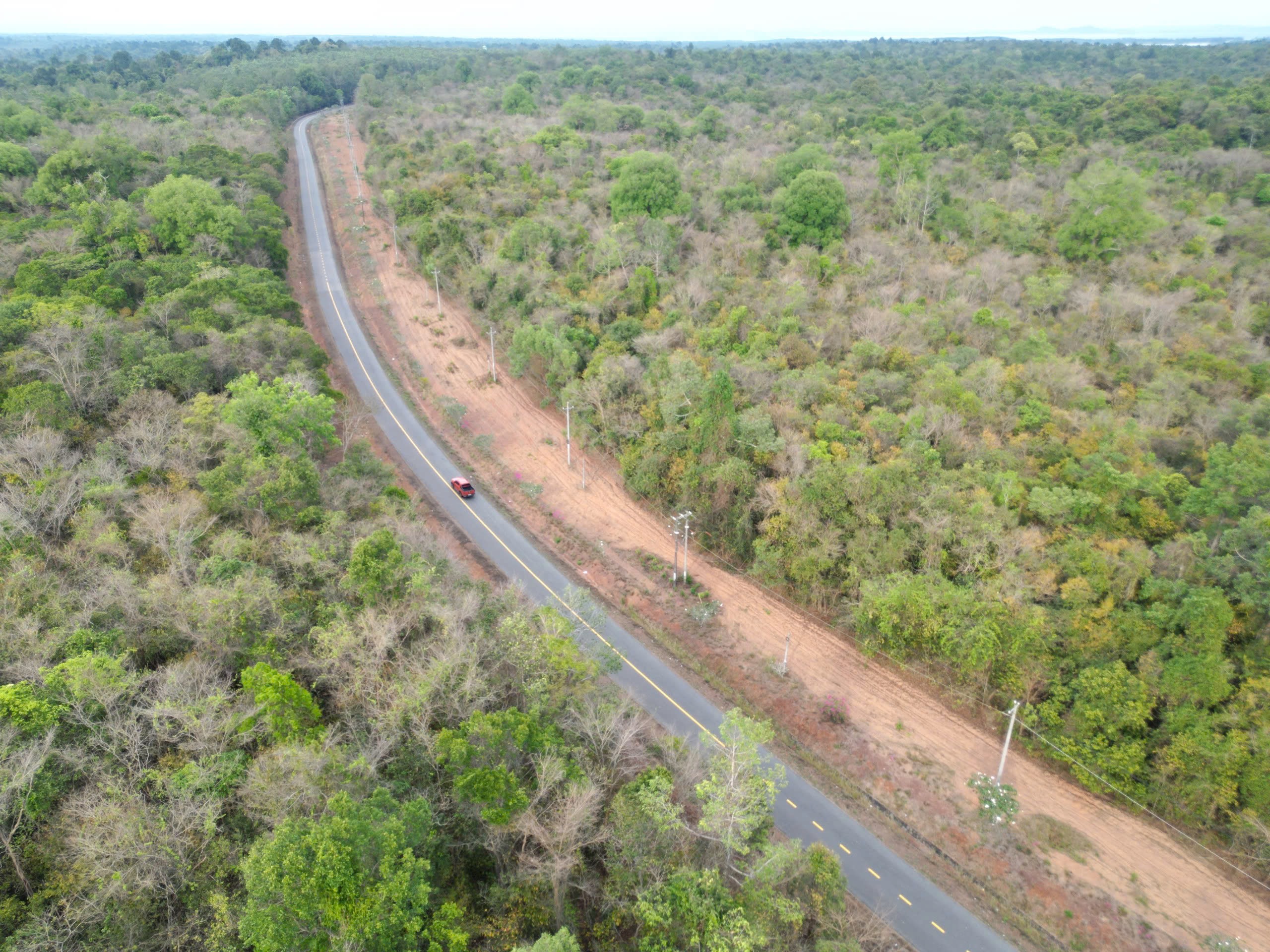 Đồng Nai: Doanh nghiệp đề xuất làm cầu cạn 13 km xuyên rừng Mã Đà, vốn hơn 11.000 tỷ đồng- Ảnh 1. Đồng Nai: Doanh nghiệp đề xuất làm cầu cạn 13 km xuyên rừng Mã Đà, vốn hơn 11.000 tỷ đồng- Ảnh 1.