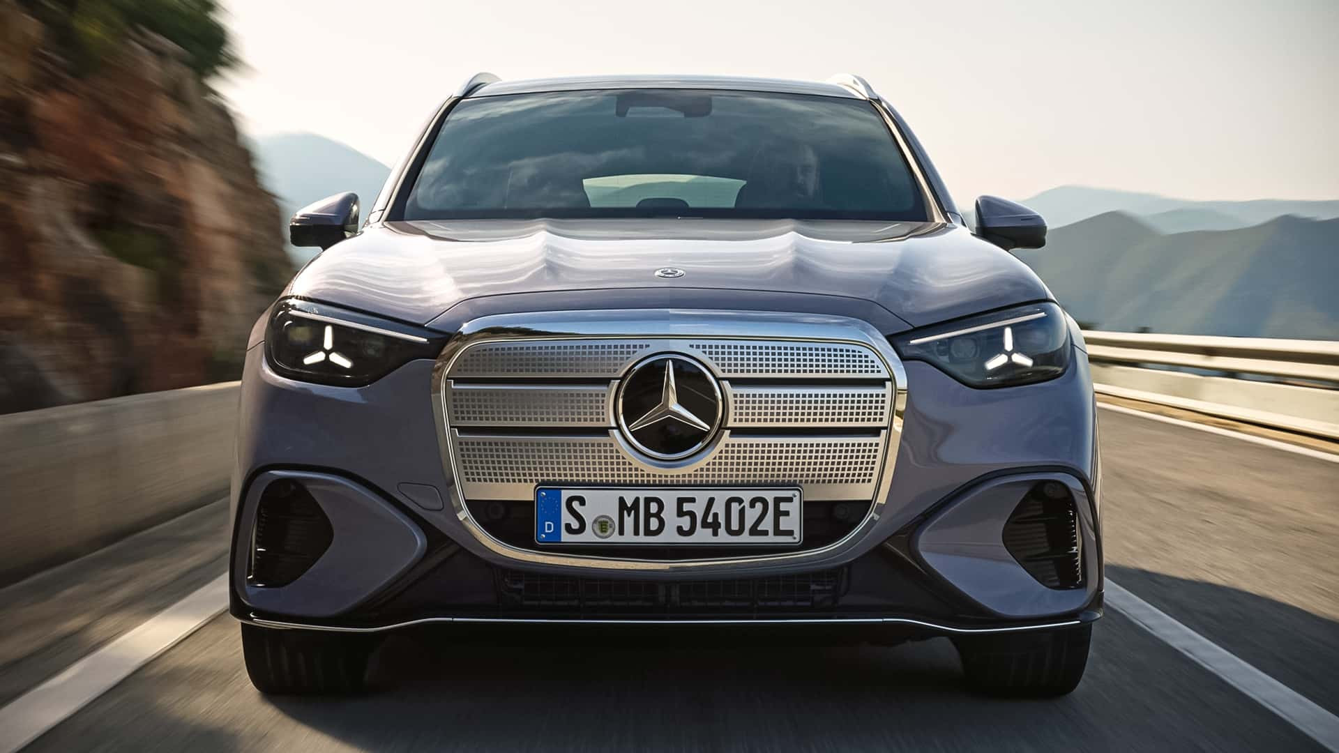Mercedes GLC EV đi được 300km sau 10 phút sạc- Ảnh 1. Mercedes GLC EV đi được 300km sau 10 phút sạc- Ảnh 1.