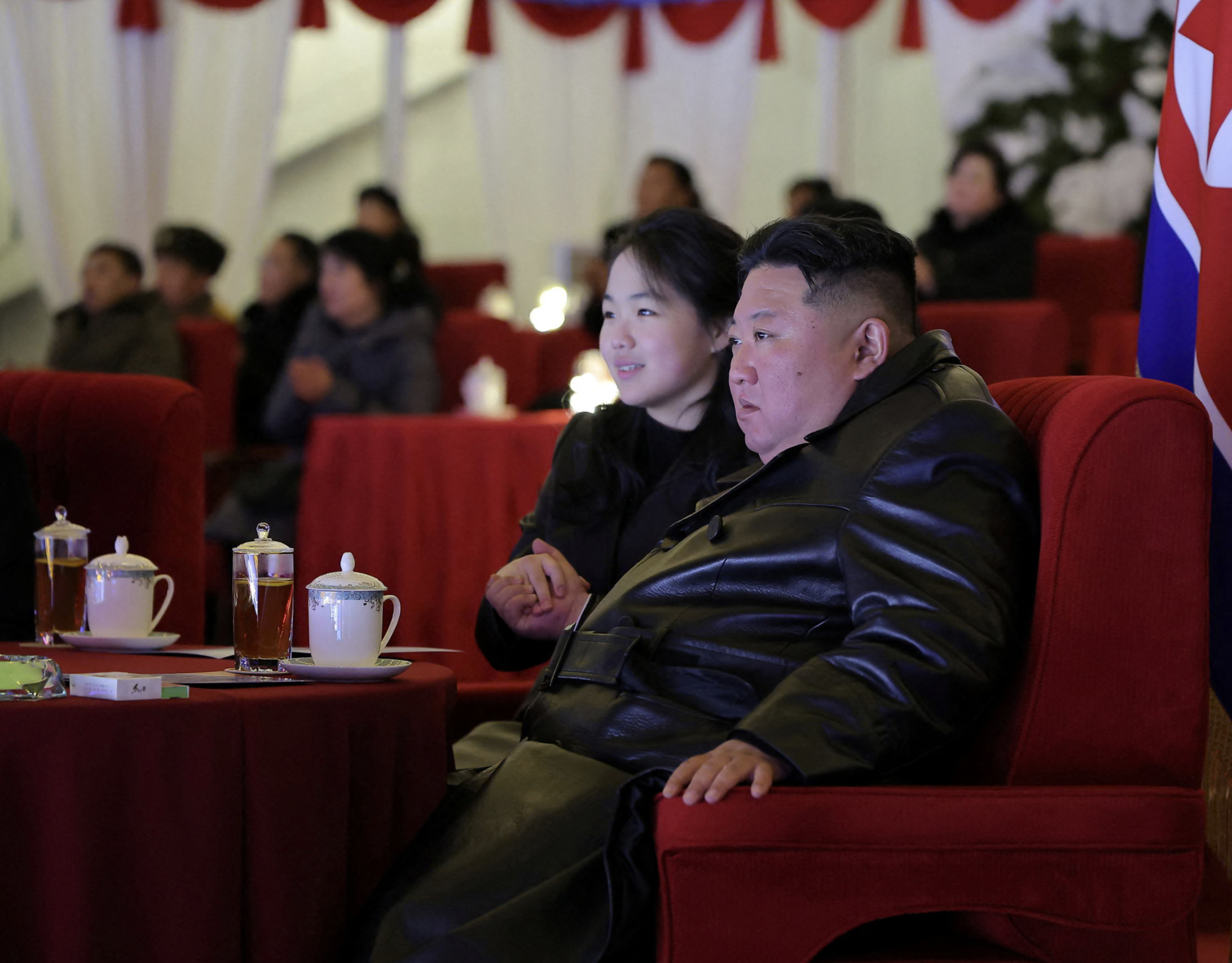 Lãnh đạo Trung Quốc, Nga, Triều Tiên gửi thông điệp gì trong khoảnh khắc giao thừa 2026?- Ảnh 4. Lãnh đạo Trung Quốc, Nga, Triều Tiên gửi thông điệp gì trong khoảnh khắc giao thừa 2026?- Ảnh 4.