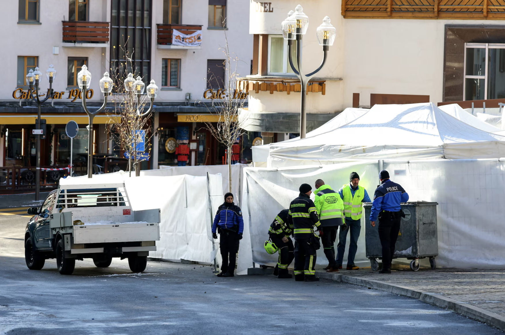Thụy Sĩ: Nổ lớn tại qu&aacute;n bar ng&agrave;y đầu năm, lo ngại hơn 140 người thương vong- Ảnh 1.