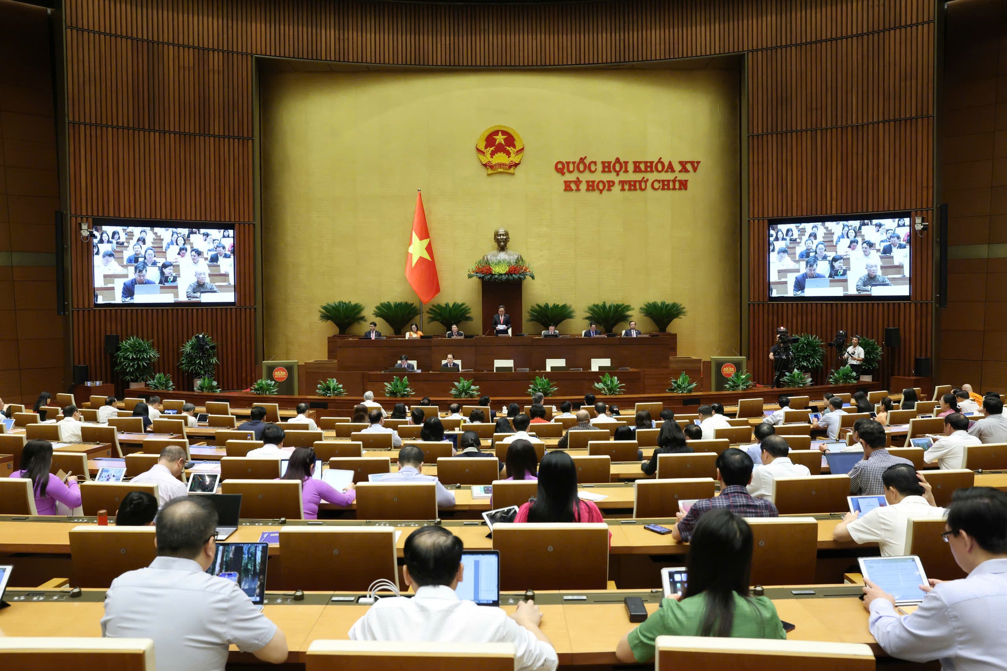 Điểm lại những sự kiện, hoạt động ti&ecirc;u biểu của Quốc hội năm 2025- Ảnh 1.