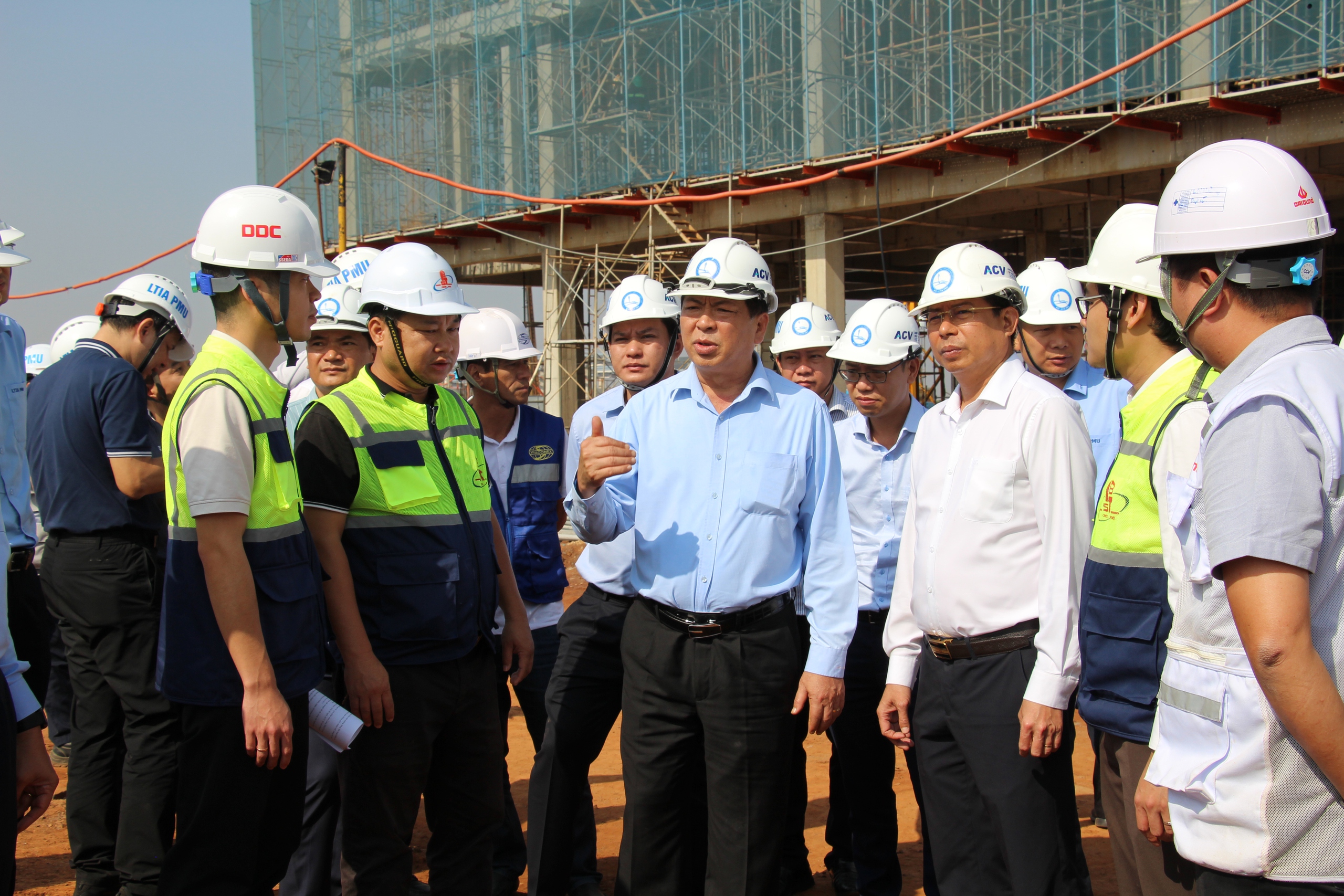 Bộ trưởng Trần Hồng Minh: Sân bay Long Thành phải chất lượng, đẹp - xanh đạt chuẩn 5 sao- Ảnh 1. Bộ trưởng Trần Hồng Minh: Sân bay Long Thành phải chất lượng, đẹp - xanh đạt chuẩn 5 sao- Ảnh 1.