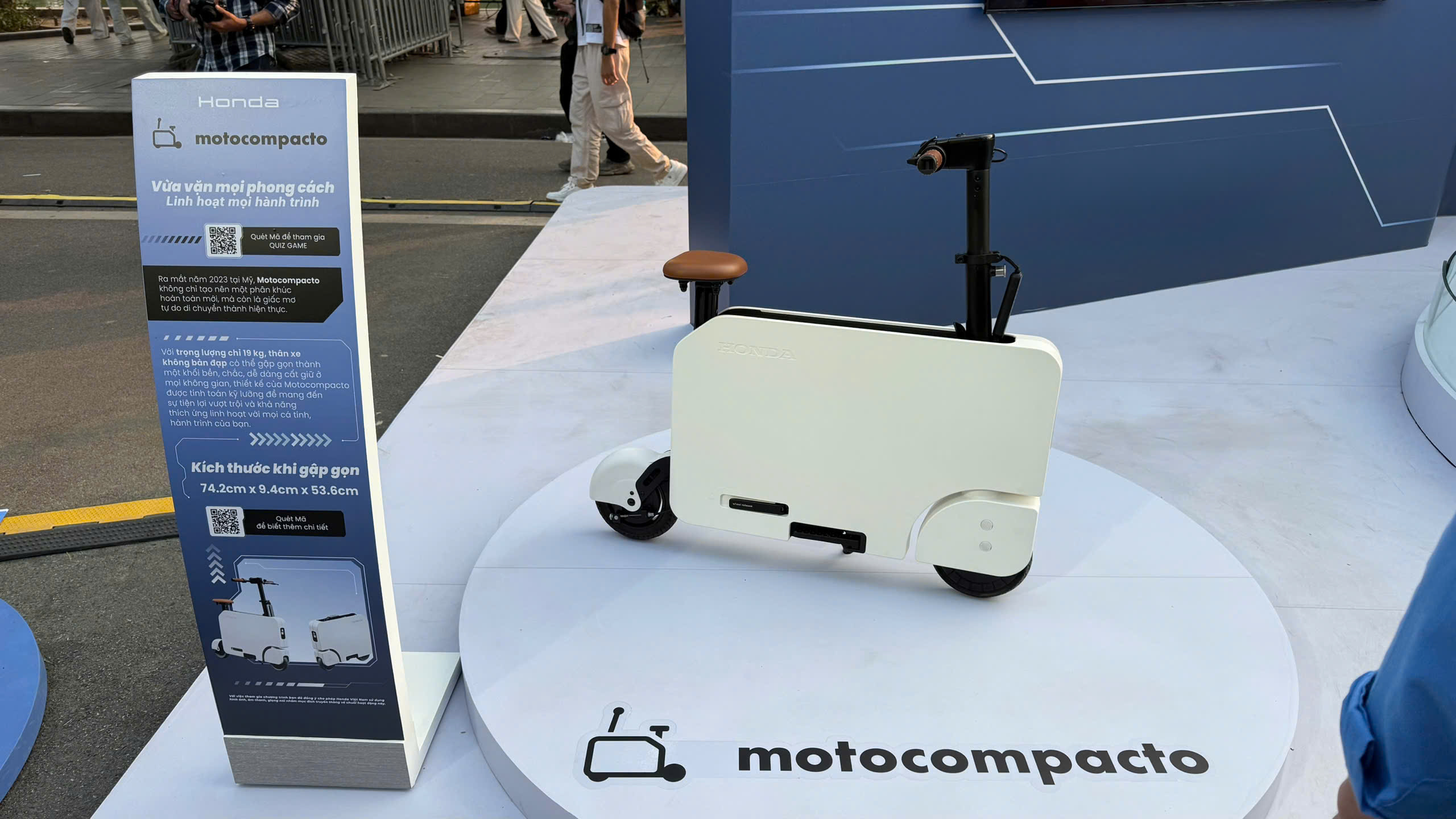 Loạt xe điện độc lạ lần đầu xuất hiện tại Việt Nam- Ảnh 8. Loạt xe điện độc lạ lần đầu xuất hiện tại Việt Nam- Ảnh 8.