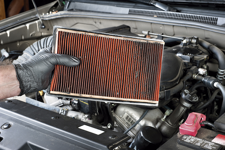 Những phụ kiện ô tô có thể tự thay thế tại nhà- Ảnh 1.