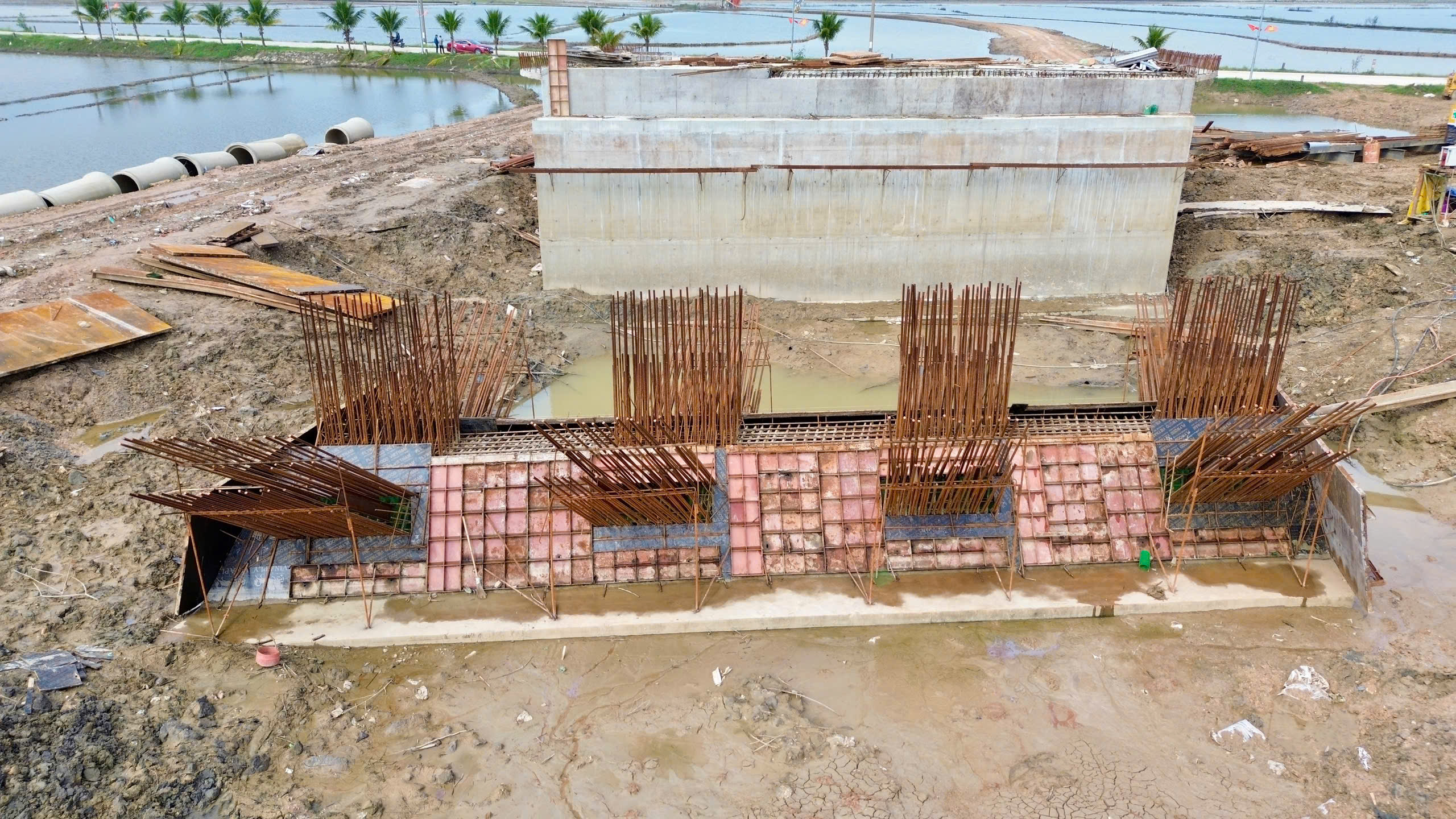 Ngổn ngang c&ocirc;ng trường dự &aacute;n đường 1.100 tỷ đồng ở Huế- Ảnh 15.