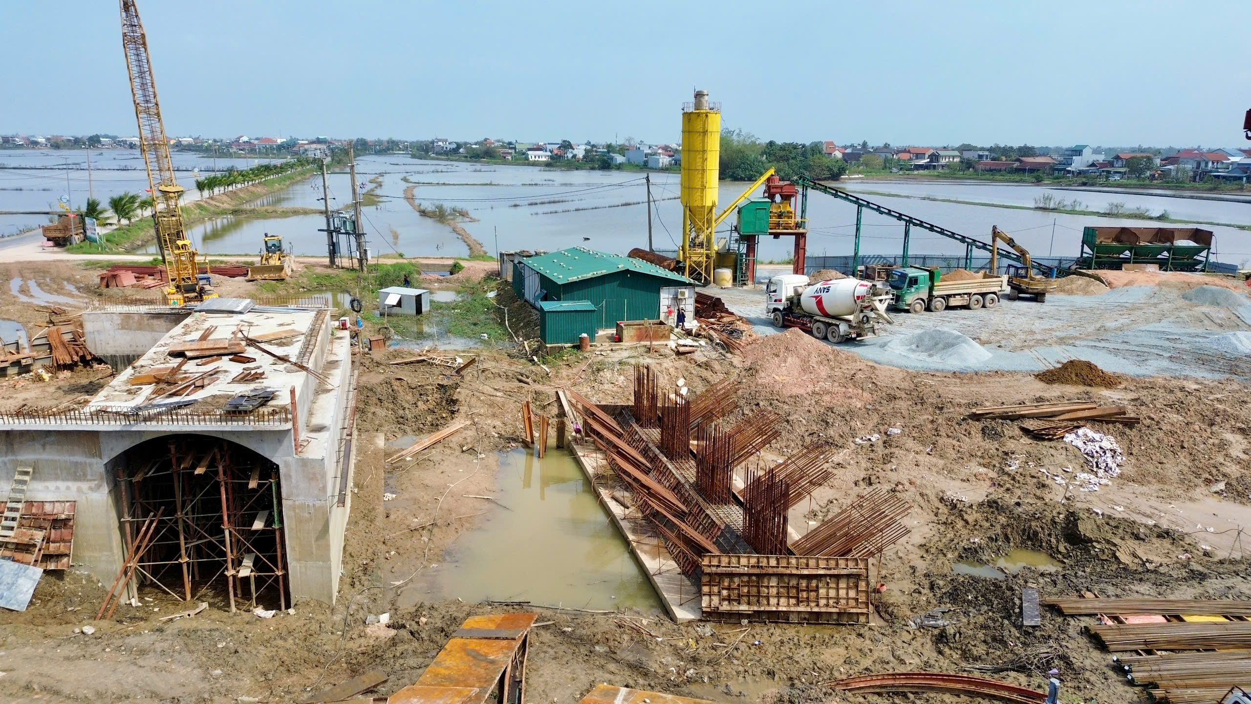 Ngổn ngang c&ocirc;ng trường dự &aacute;n đường 1.100 tỷ đồng ở Huế- Ảnh 10.