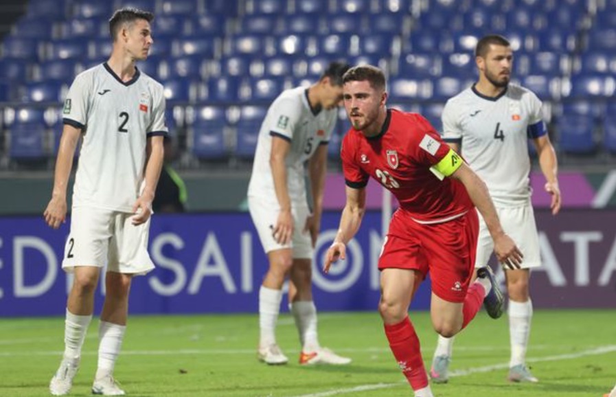 Vượt qua Kyrgyzstan, Jordan giành quyền vào tứ kết U23 châu Á- Ảnh 2. Vượt qua Kyrgyzstan, Jordan giành quyền vào tứ kết U23 châu Á- Ảnh 2.