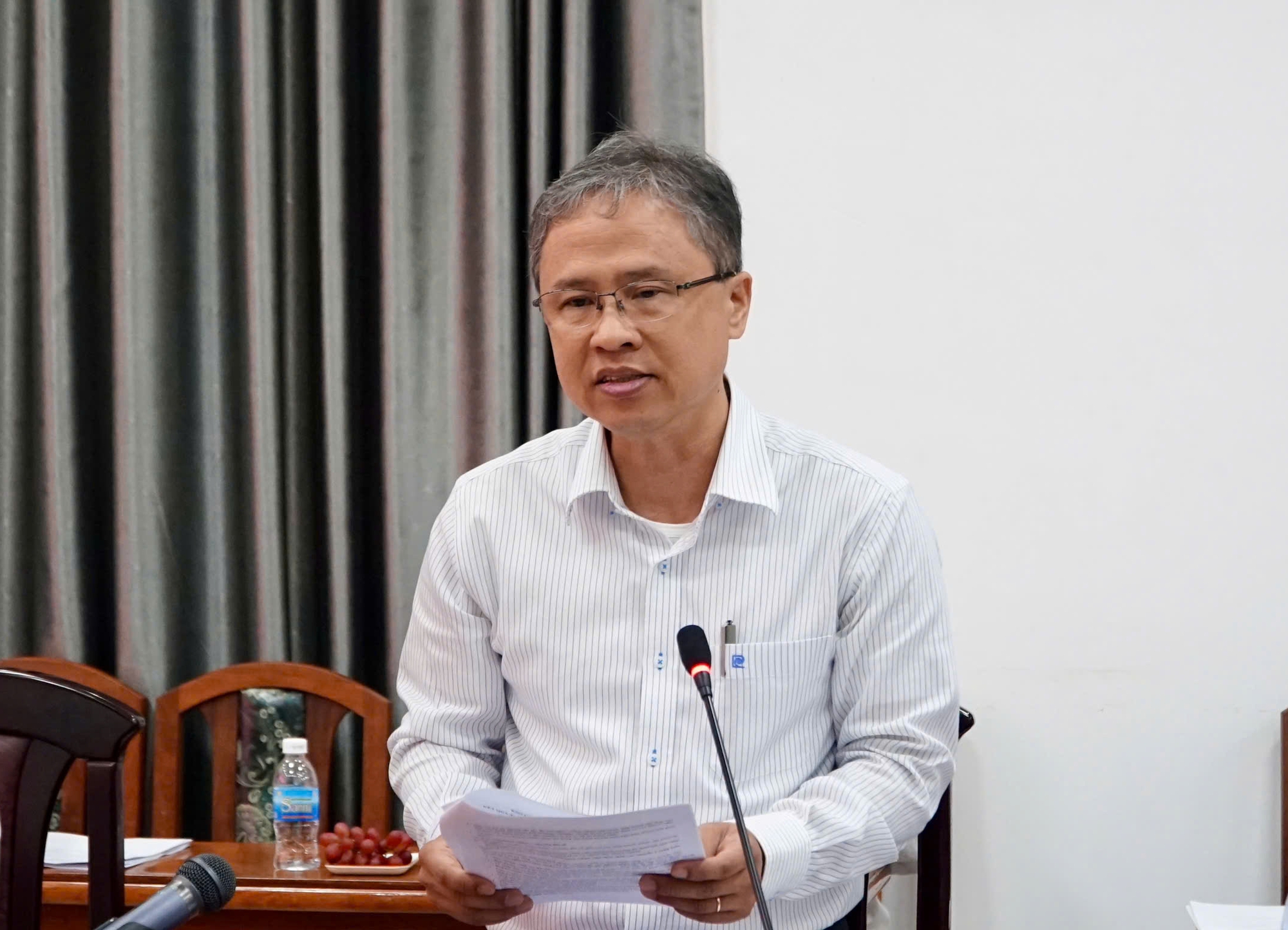 Bộ trưởng Trần Hồng Minh c&ugrave;ng Kh&aacute;nh H&ograve;a th&aacute;o gỡ vướng mắc quy hoạch, ph&aacute;t triển hạ tầng- Ảnh 3.