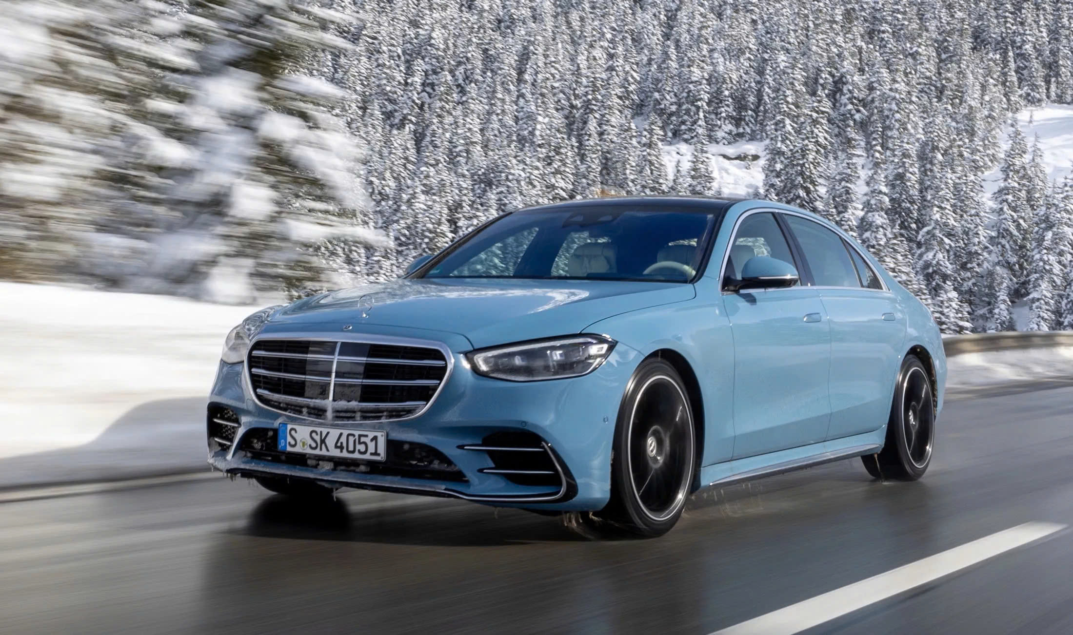 Mercedes S-Class có cả động cơ xăng lẫn thuần điện- Ảnh 2.