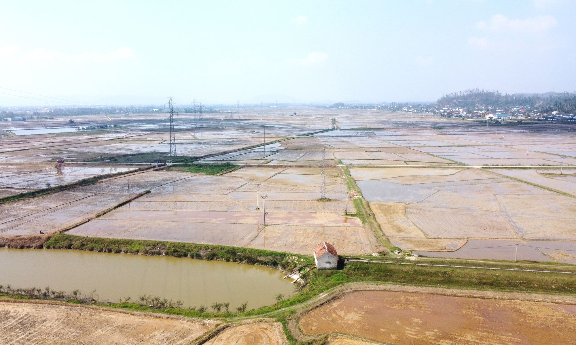 Chạy đua ho&agrave;n thiện c&aacute;c điều kiện để khởi c&ocirc;ng cao tốc Vinh - Thanh Thuỷ- Ảnh 1.