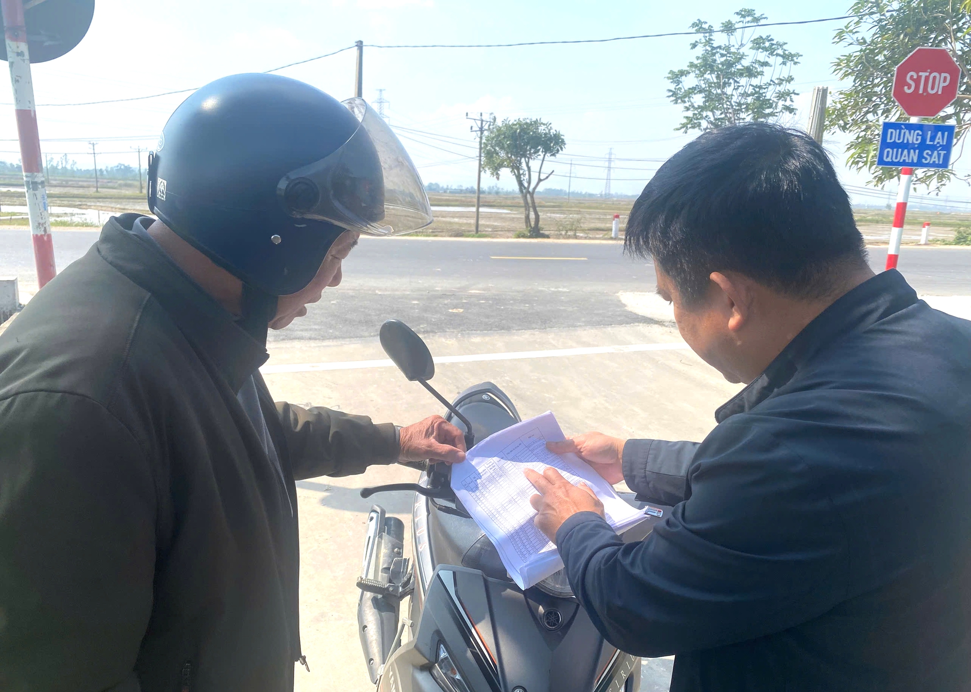 Chạy đua ho&agrave;n thiện c&aacute;c điều kiện để khởi c&ocirc;ng cao tốc Vinh - Thanh Thuỷ- Ảnh 3.