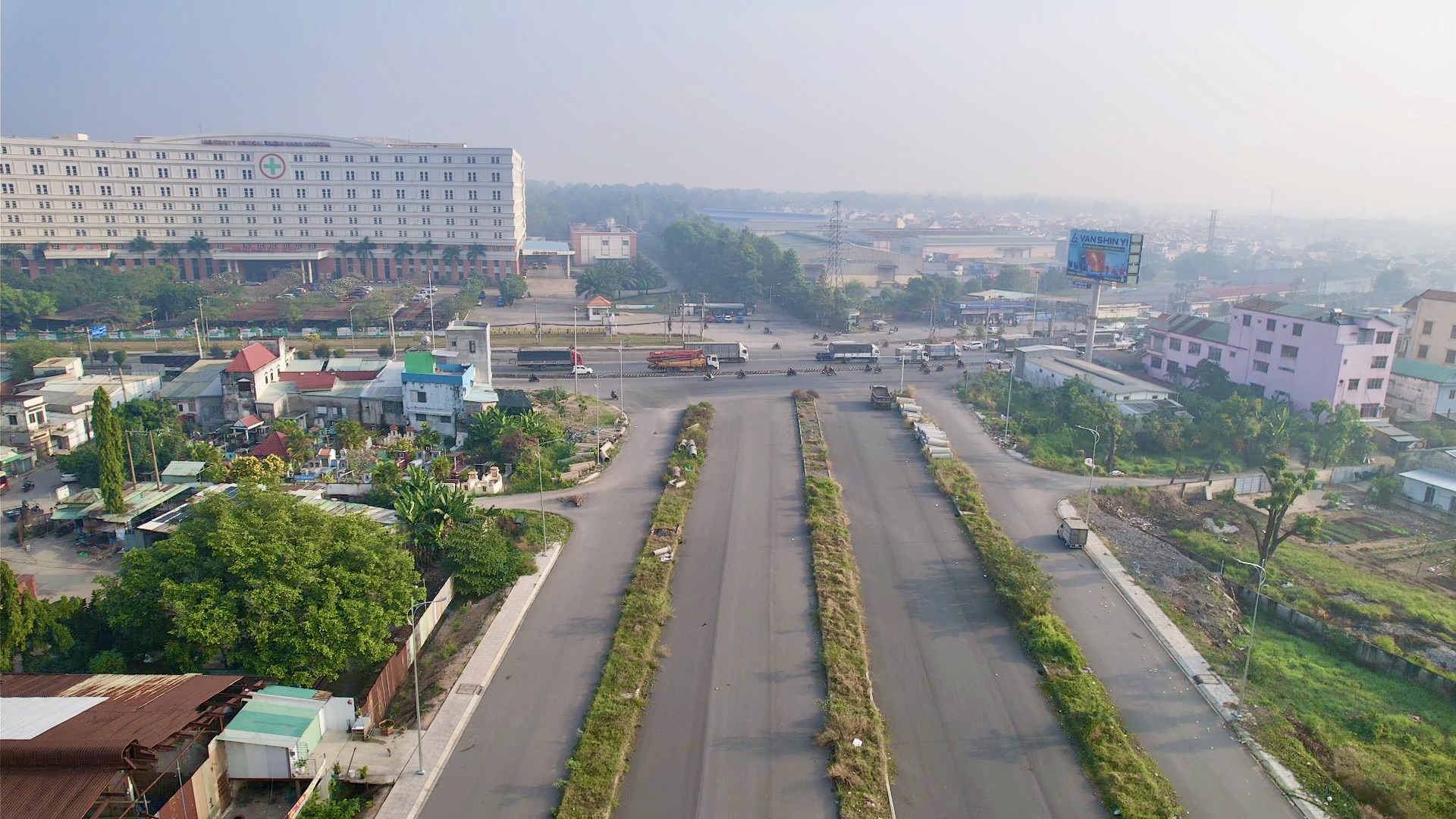 Hương lộ 2 sắp c&aacute;n đ&iacute;ch, sẵn s&agrave;ng khai th&aacute;c trước Tết, kh&eacute;p lại nửa thập kỷ chờ đợi- Ảnh 13.