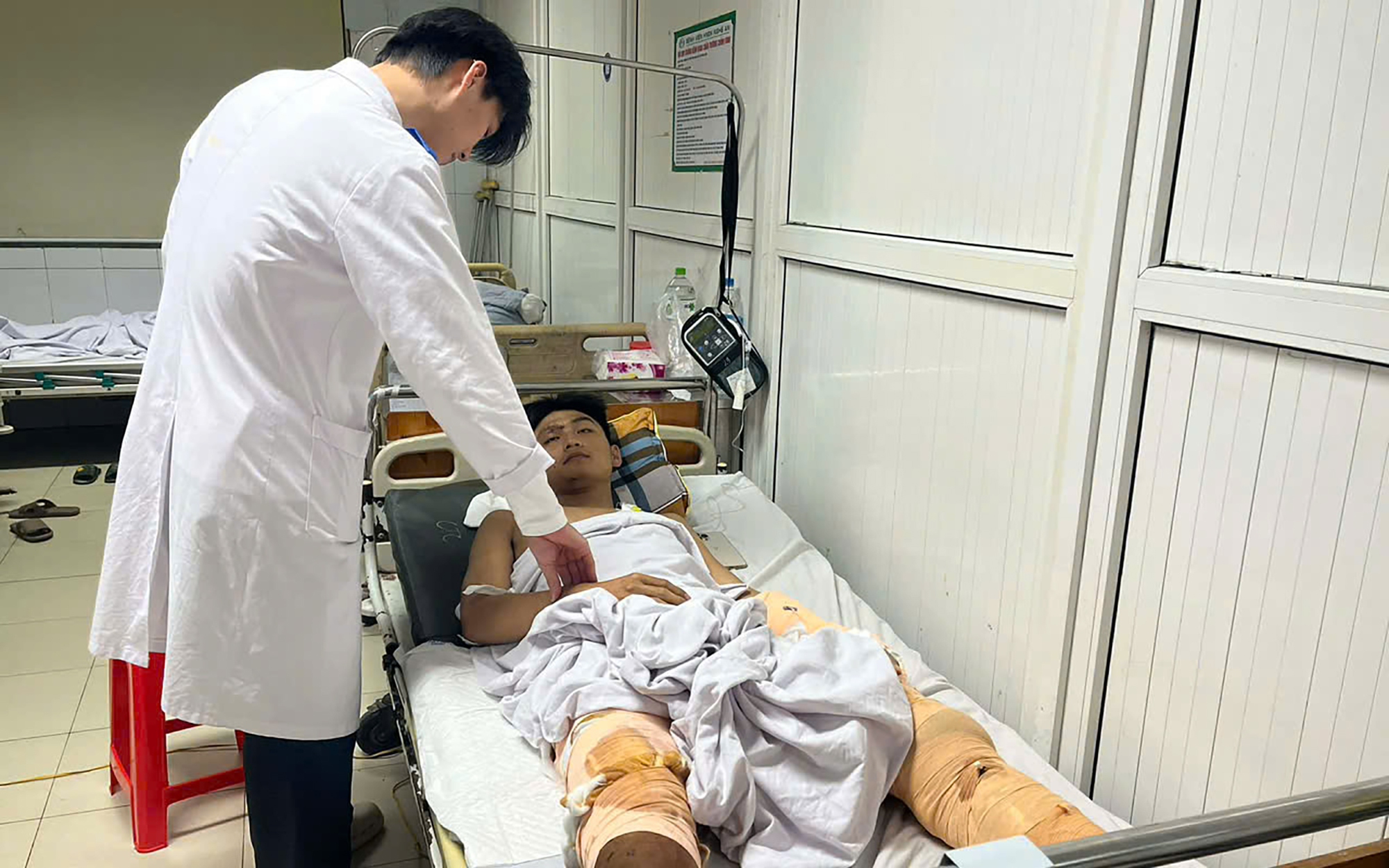 Dang dở ước mơ nhập ngũ của ch&agrave;ng trai ngh&egrave;o