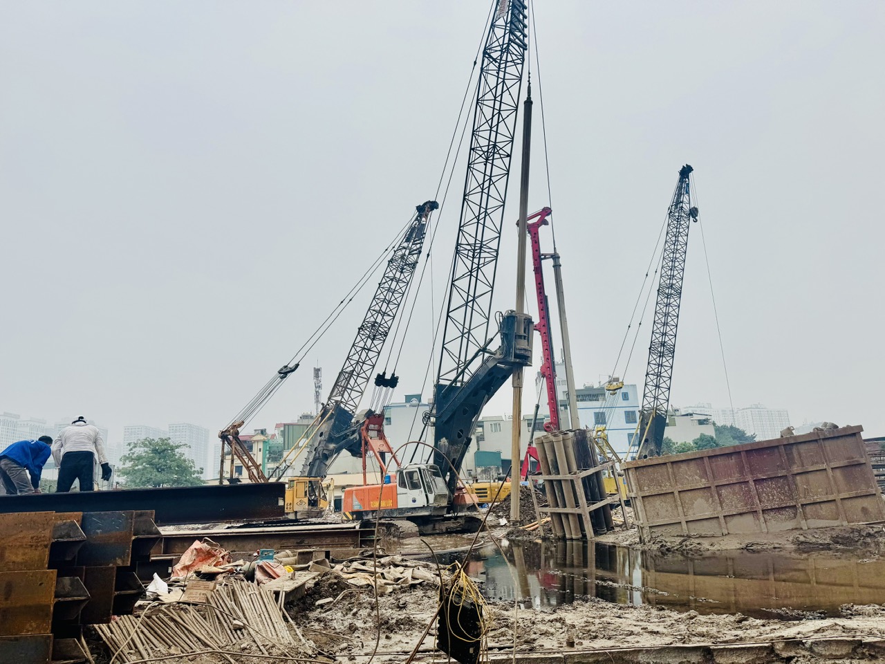 Tăng tốc xây dựng hàng loạt dự án nhà ở xã hội dịp đầu năm mới- Ảnh 2.