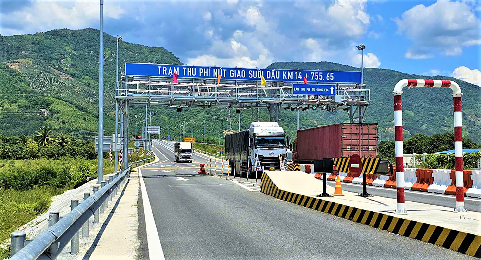 Cần g&igrave; để bỏ ho&agrave;n to&agrave;n barie thu ph&iacute; cao tốc?- Ảnh 1.