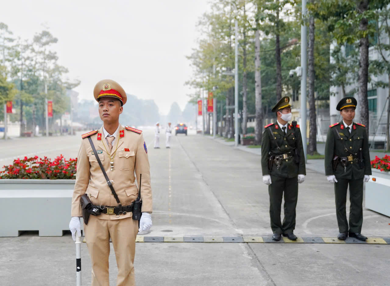 Công an Hà Nội diễn tập dẫn đoàn, bảo đảm giao thông phục vụ Đại hội XIV của Đảng- Ảnh 8. Công an Hà Nội diễn tập dẫn đoàn, bảo đảm giao thông phục vụ Đại hội XIV của Đảng- Ảnh 8.