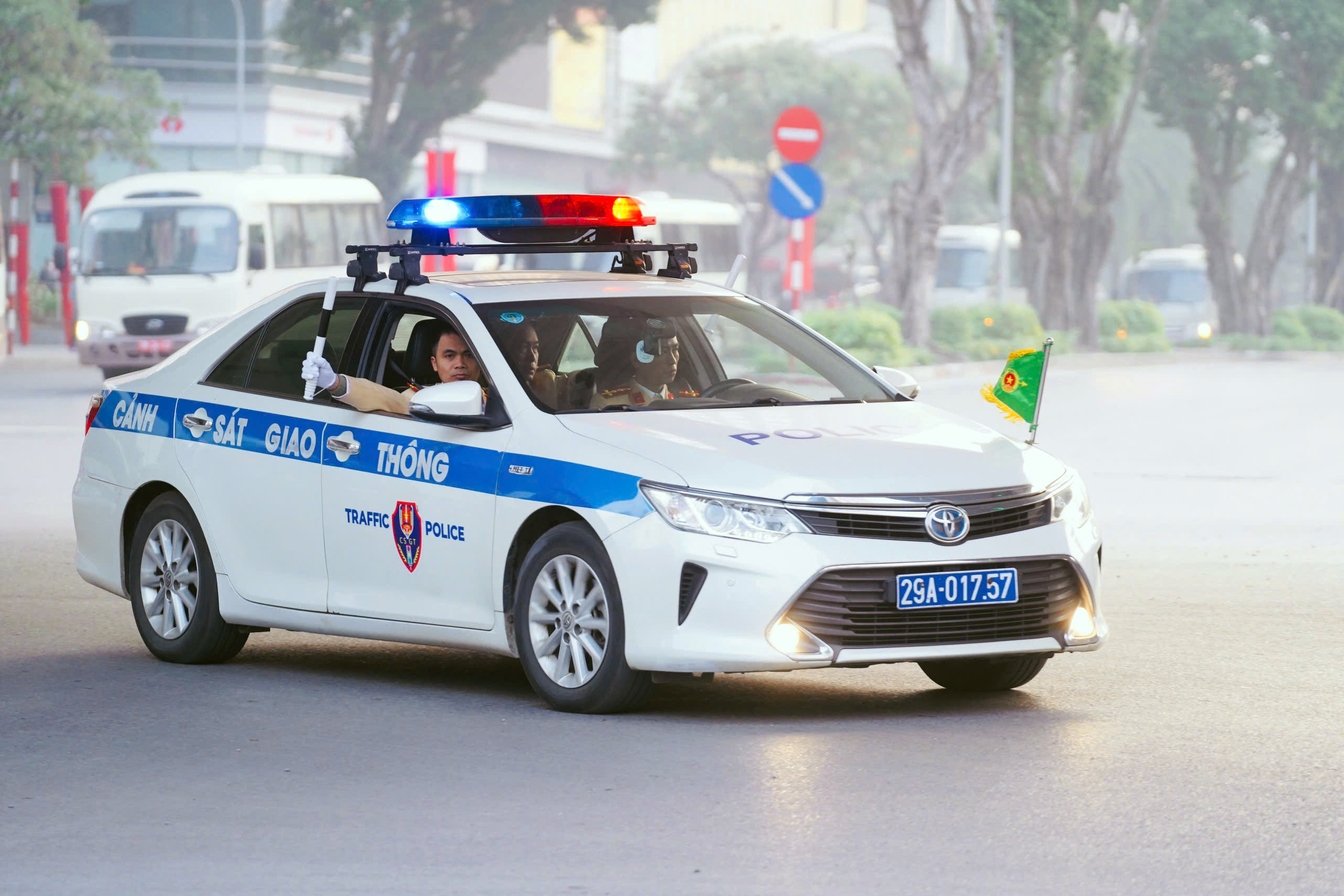 Công an Hà Nội diễn tập dẫn đoàn, bảo đảm giao thông phục vụ Đại hội XIV của Đảng- Ảnh 1. Công an Hà Nội diễn tập dẫn đoàn, bảo đảm giao thông phục vụ Đại hội XIV của Đảng- Ảnh 1.