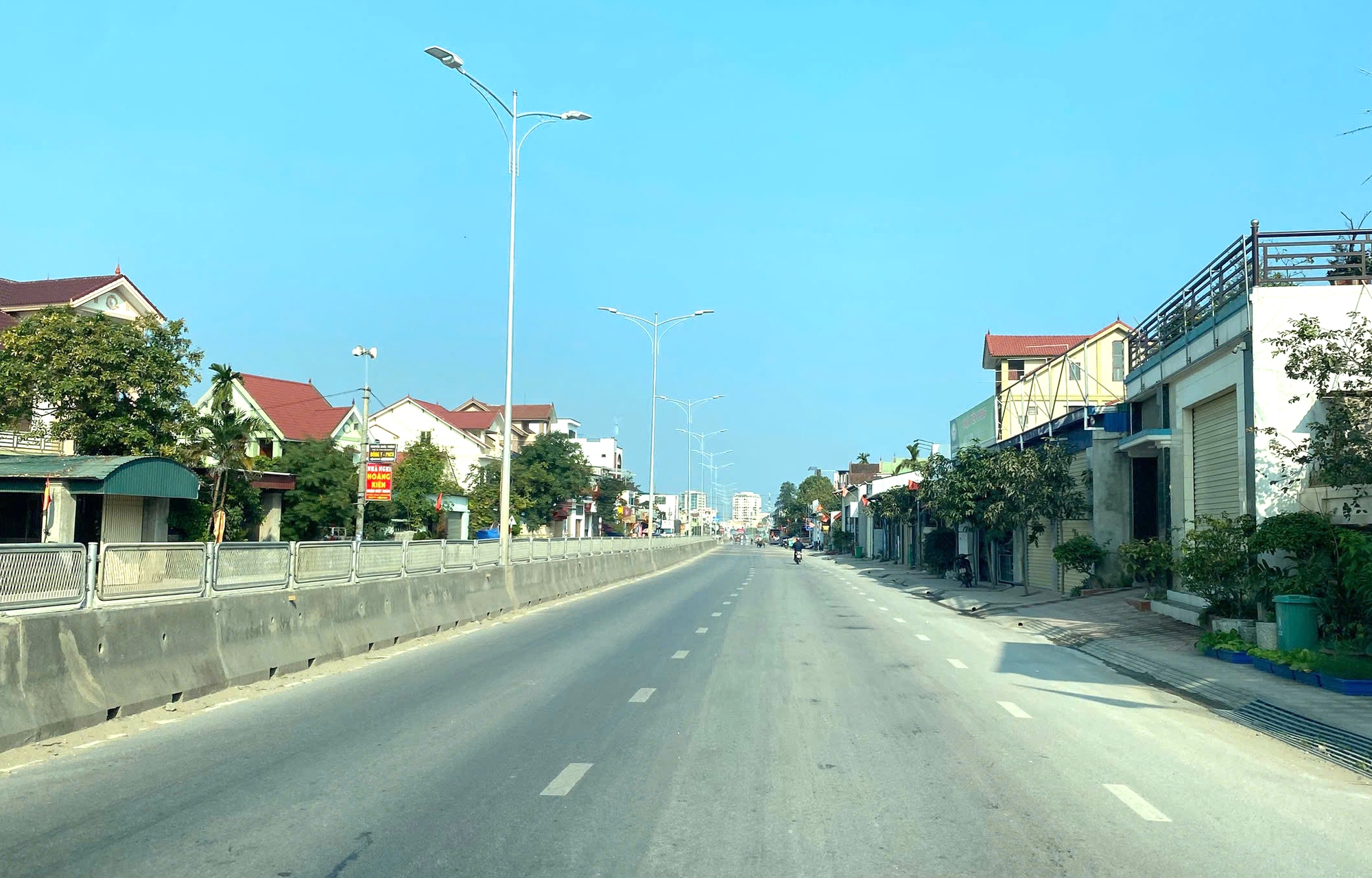 Ho&agrave;n th&agrave;nh dự &aacute;n cải tạo n&acirc;ng cấp QL7 ở Nghệ An- Ảnh 2.