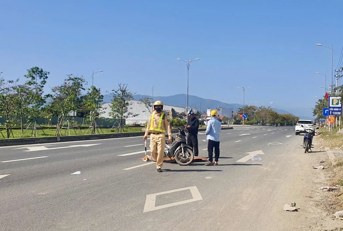 Kh&aacute;nh H&ograve;a: Tai nạn tr&ecirc;n đại lộ V&otilde; Nguy&ecirc;n Gi&aacute;p khiến một người tử vong- Ảnh 1.