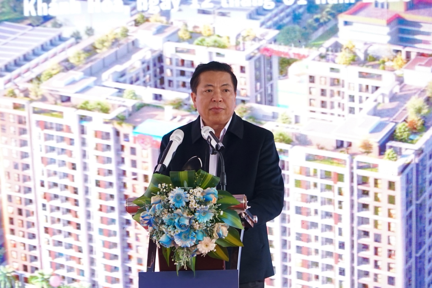 Minister Tran Hong Minh proposes fast-track &ldquo;green lane&rdquo; for social housing- Ảnh 1.