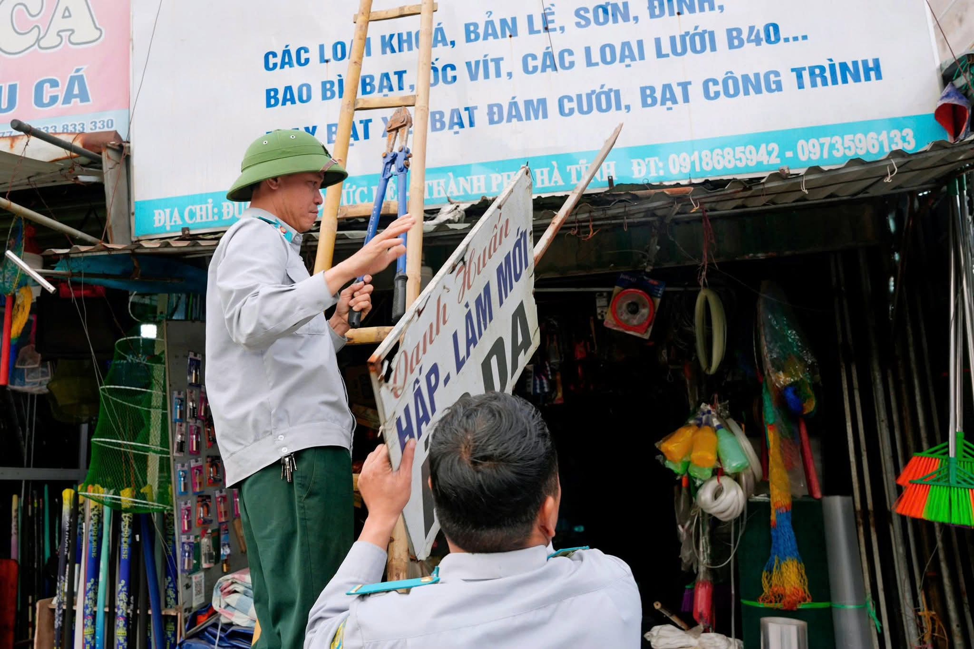 H&agrave; Tĩnh tăng cường lập lại trật tự đ&ocirc; thị, đảm bảo ATGT dịp Tết- Ảnh 7.