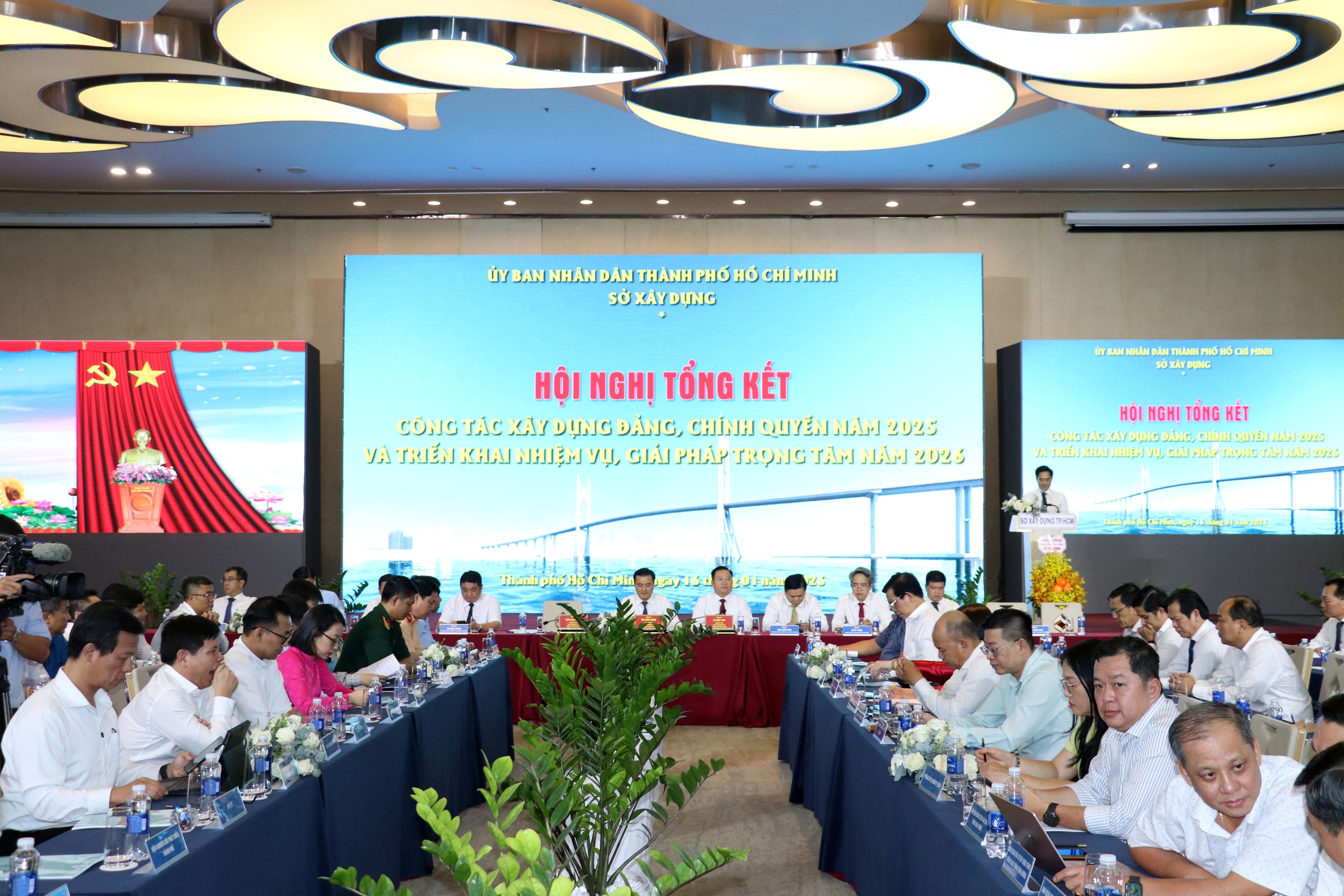 TP.HCM đề xuất loạt giải ph&aacute;p đẩy nhanh tiến độ c&aacute;c dự &aacute;n hạ tầng trọng điểm- Ảnh 1.