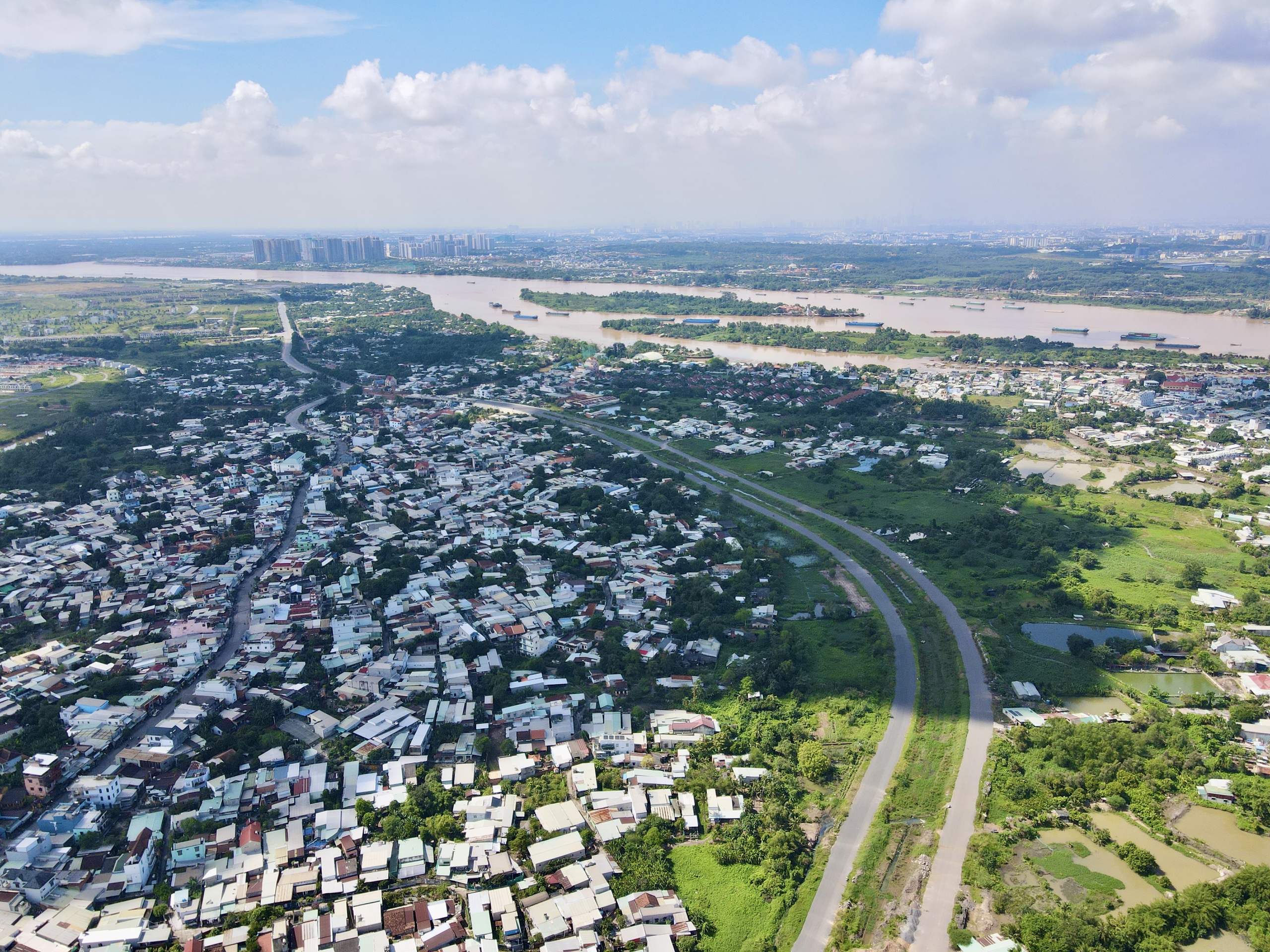 Cầu Long Hưng và Cát Lái: Đòn bẩy tái cấu trúc thị trường bất động sản ven sông Đồng Nai- Ảnh 2.