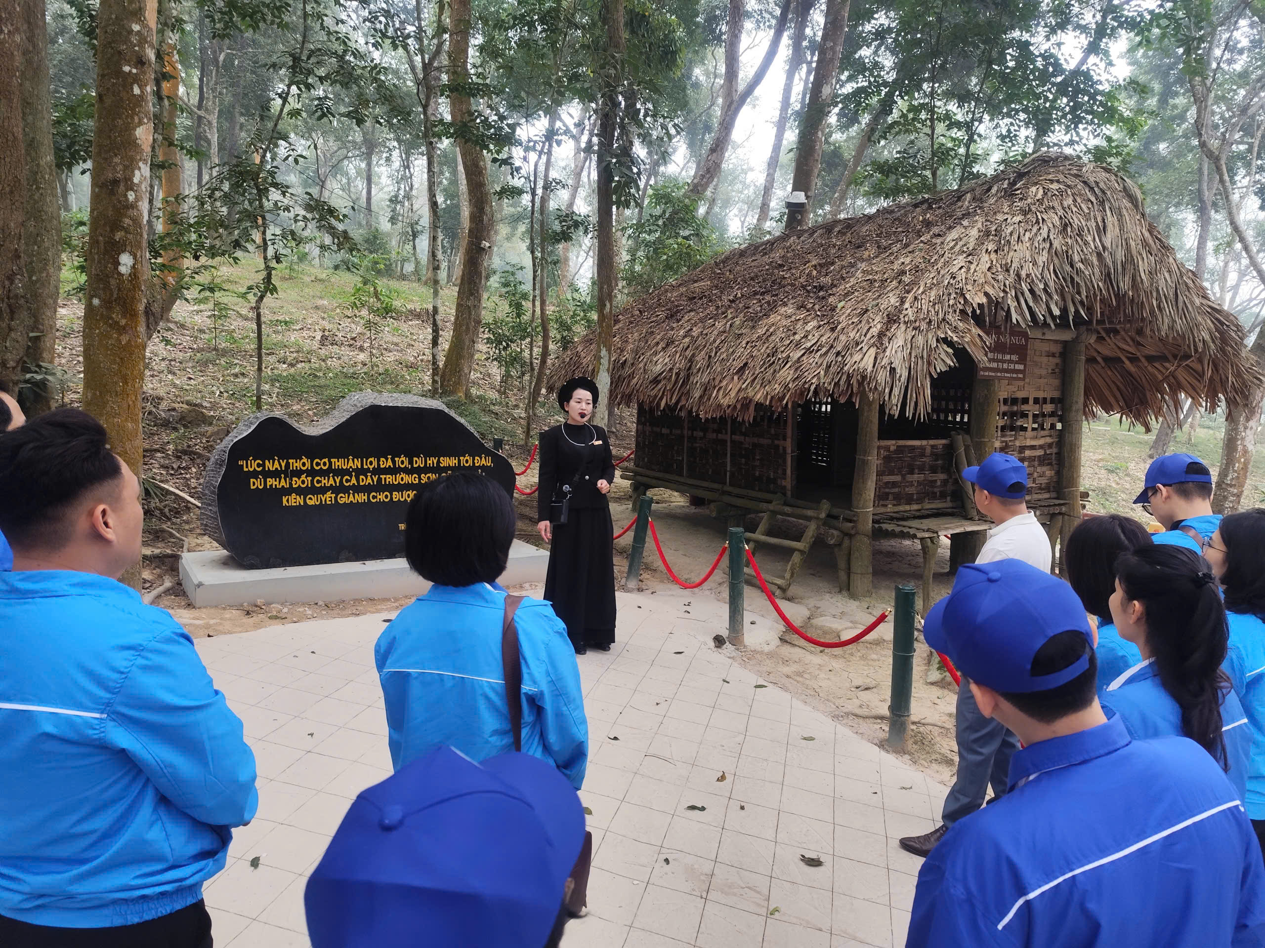 Tuổi trẻ B&aacute;o X&acirc;y dựng mang y&ecirc;u thương đến học sinh v&ugrave;ng cao Th&aacute;i Nguy&ecirc;n- Ảnh 12.