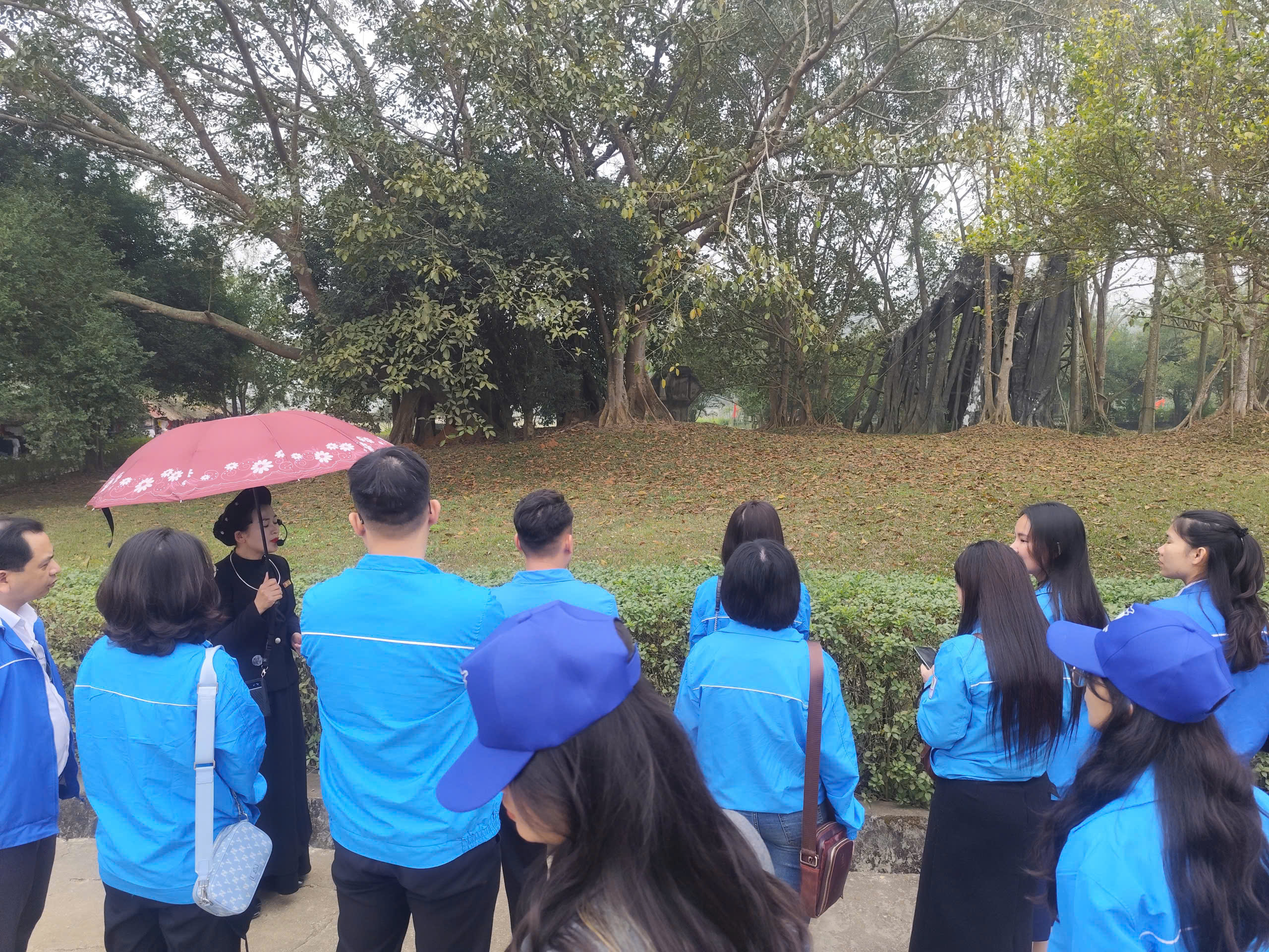 Tuổi trẻ B&aacute;o X&acirc;y dựng mang y&ecirc;u thương đến học sinh v&ugrave;ng cao Th&aacute;i Nguy&ecirc;n- Ảnh 11.