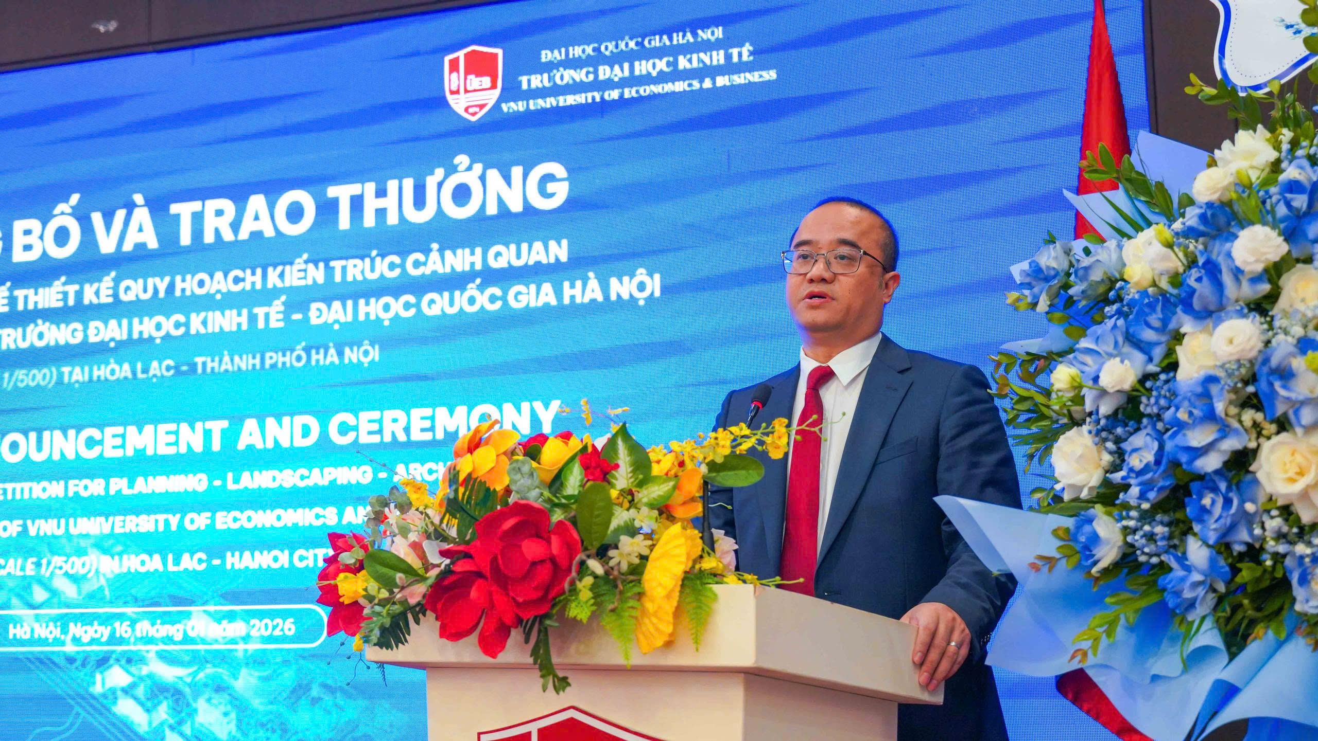 Đại học Kinh tế trao giải cuộc thi thiết kế quy hoạch - kiến tr&uacute;c tại H&ograve;a Lạc- Ảnh 1.