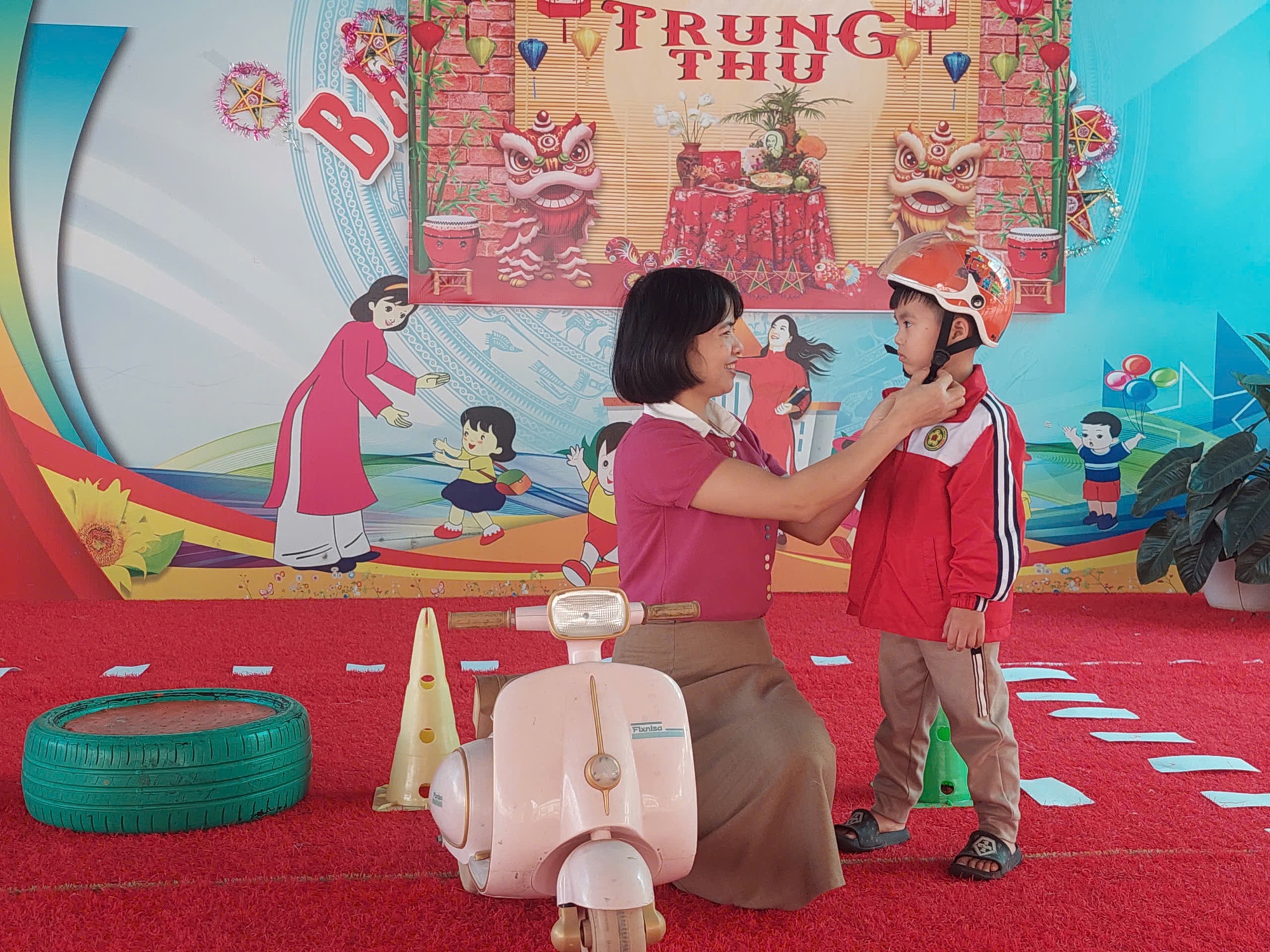 Nhiều trường mầm non ở Ph&uacute; Thọ trang bị văn h&oacute;a giao th&ocirc;ng cho trẻ- Ảnh 1.