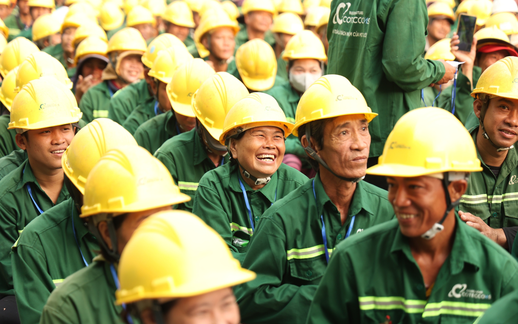 Những người &ldquo;x&acirc;y nền&rdquo; cho APEC 2027 được chăm lo Tết sớm