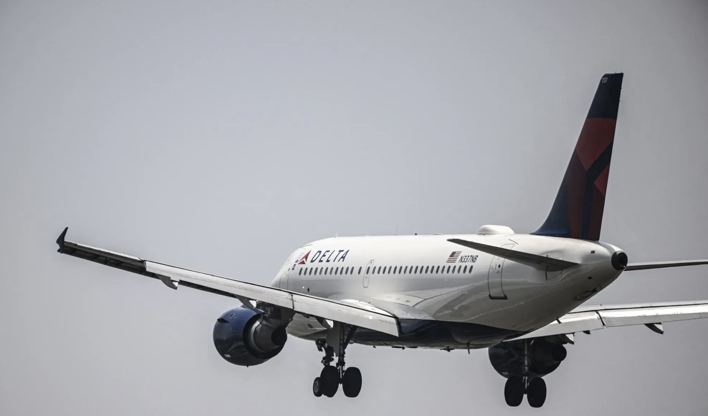 FAA cảnh b&aacute;o c&aacute;c h&atilde;ng h&agrave;ng kh&ocirc;ng thận trọng khi bay qua Mexico v&agrave; Nam Mỹ- Ảnh 1.