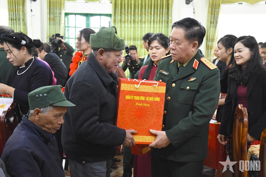 X&acirc;y dựng Đảng bộ Qu&acirc;n đội mẫu mực, ti&ecirc;u biểu, ngang tầm nhiệm vụ- Ảnh 1.