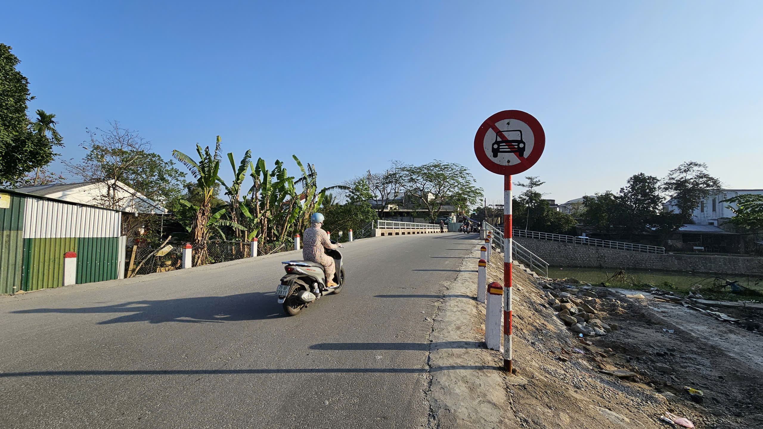 Huế: Vướng mặt bằng, cầu Vạn Xu&acirc;n vẫn chưa th&ocirc;ng tuyến- Ảnh 1.