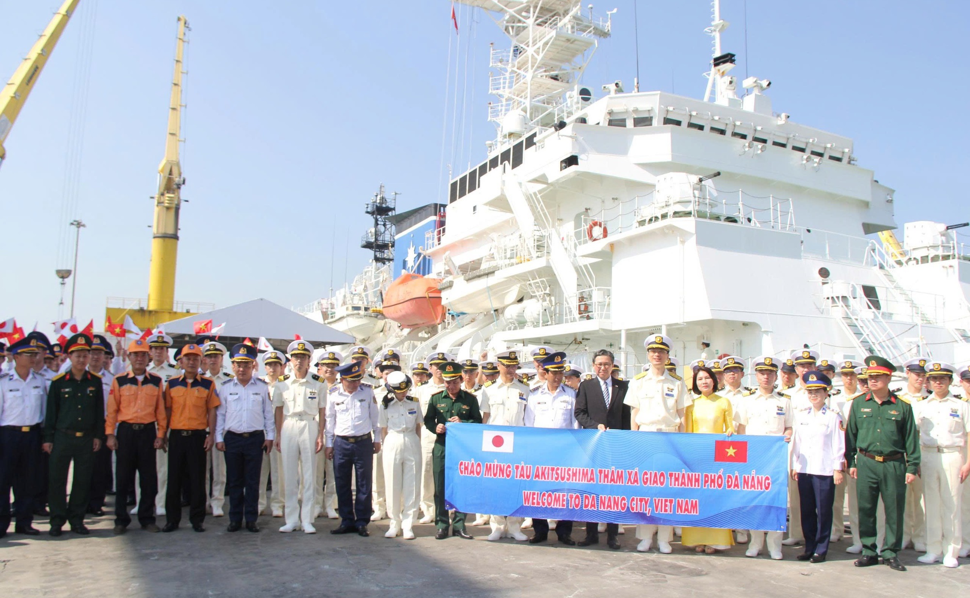 T&agrave;u tuần tra của Lực lượng Bảo vệ bờ biển Nhật Bản thăm Đ&agrave; Nẵng- Ảnh 1.